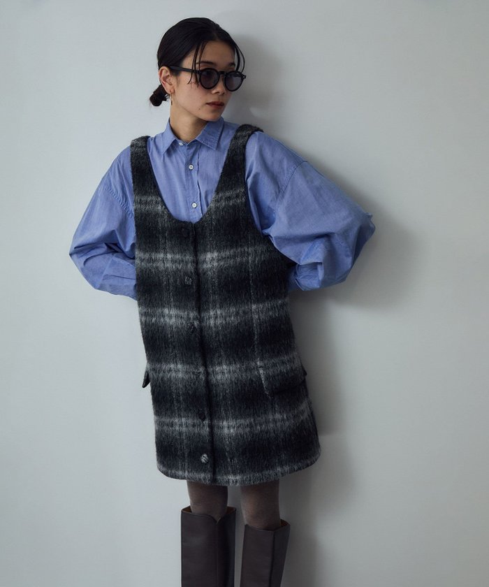 【サロン アダム エ ロペ/SALON adam et rope'】のBALLIシャギーミニジャンパースカート インテリア・キッズ・メンズ・レディースファッション・服の通販 founy(ファニー) https://founy.com/ ファッション Fashion レディースファッション Ladies' Fashion Online スカート Skirt イエロー Yellow イタリア Italy クラシカル Classical ジャケット Jacket セットアップ Set Up タイツ Tights チェック Check トレンド Trend フロント Front リブニット Rib Knit ロング Long 冬 Winter おすすめ Recommend |ID: prp329100004596742 ipo3291000000032667847