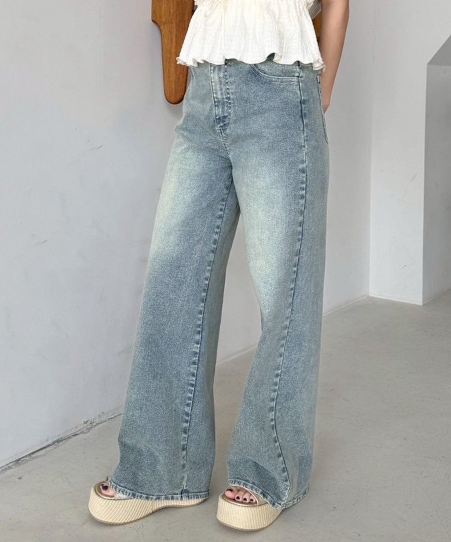 【ナイスクラップ/NICE CLAUP】のワイドデニム インテリア・キッズ・メンズ・レディースファッション・服の通販 founy(ファニー) 　ファッション　Fashion　レディースファッション　Ladies' Fashion Online　デニム　Denim　ワイド　Wide　ブルー|ID: prp329100004596755 ipo3291000000032667912