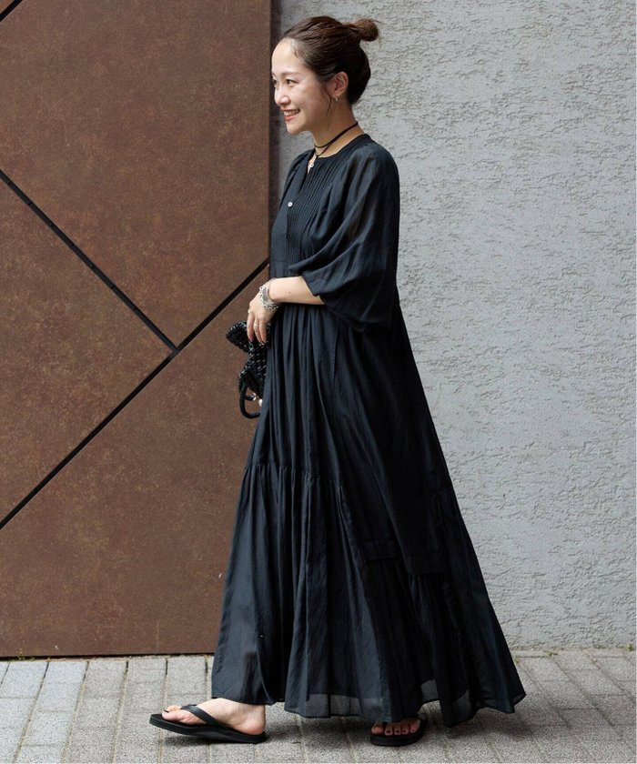 【ジャーナルスタンダード/JOURNAL STANDARD】のオリエンタルマキシワンピース インテリア・キッズ・メンズ・レディースファッション・服の通販 founy(ファニー) https://founy.com/ ファッション Fashion レディースファッション Ladies' Fashion Online ワンピース Dress マキシワンピース Maxi Dress 2025年 2025 2025春夏・S/S Ss,Spring/Summer,2025 ウェーブ Wave ギャザー Gather リゾート Resort リラックス Relax リーフ Leaf 人気 Popularity 夏 Summer 春 Spring S/S・春夏 Ss・Spring/Summer 無地 Plain Color |ID: prp329100004596790 ipo3291000000032668162