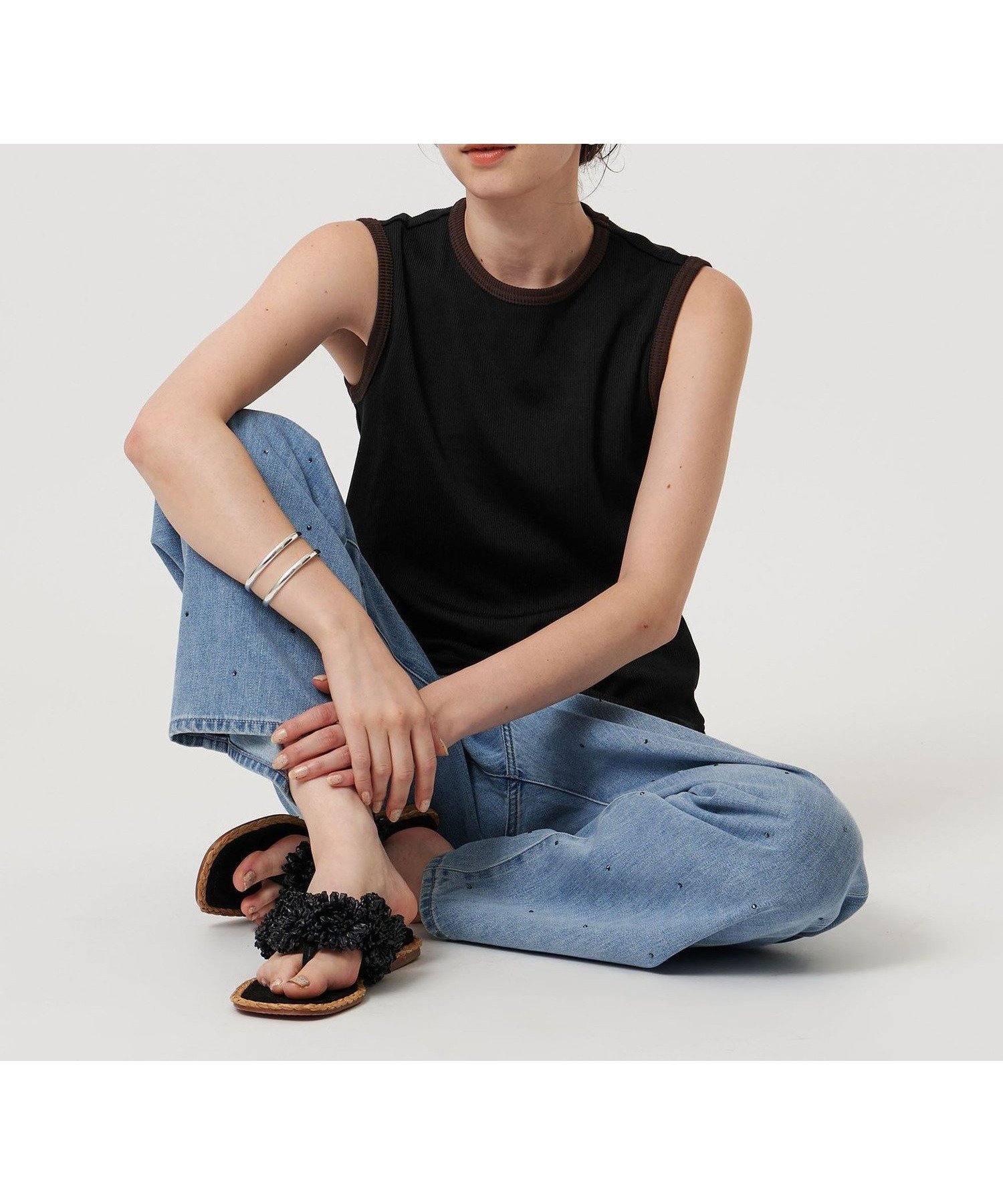 【ユナイテッドアローズ/UNITED ARROWS】のリブバイカラーパイピング ノースリーブカットソー インテリア・キッズ・メンズ・レディースファッション・服の通販 founy(ファニー) 　ファッション　Fashion　レディースファッション　Ladies' Fashion Online　トップス・カットソー　Tops/Tshirt　キャミソール / ノースリーブ　No Sleeves　カットソー　Cut and Sewn　おすすめ　Recommend　インナー　Inner　コンパクト　Compact　シルク　Silk　ジャケット　Jacket　ベーシック　Basic　ボトム　Bottom　エレガント 上品　Elegant　人気　Popularity　BLACK|ID: prp329100004596854 ipo3291000000032668724