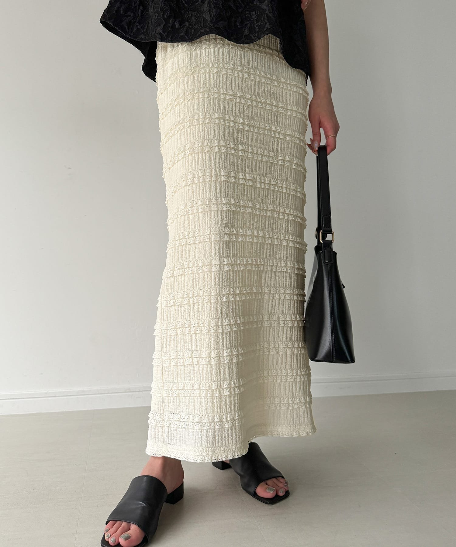 【ジュノア/JUNOAH】のフリルカットレースIラインスカート インテリア・キッズ・メンズ・レディースファッション・服の通販 founy(ファニー) 　ファッション　Fashion　レディースファッション　Ladies' Fashion Online　スカート　Skirt　アイボリー|ID: prp329100004596885 ipo3291000000032669160