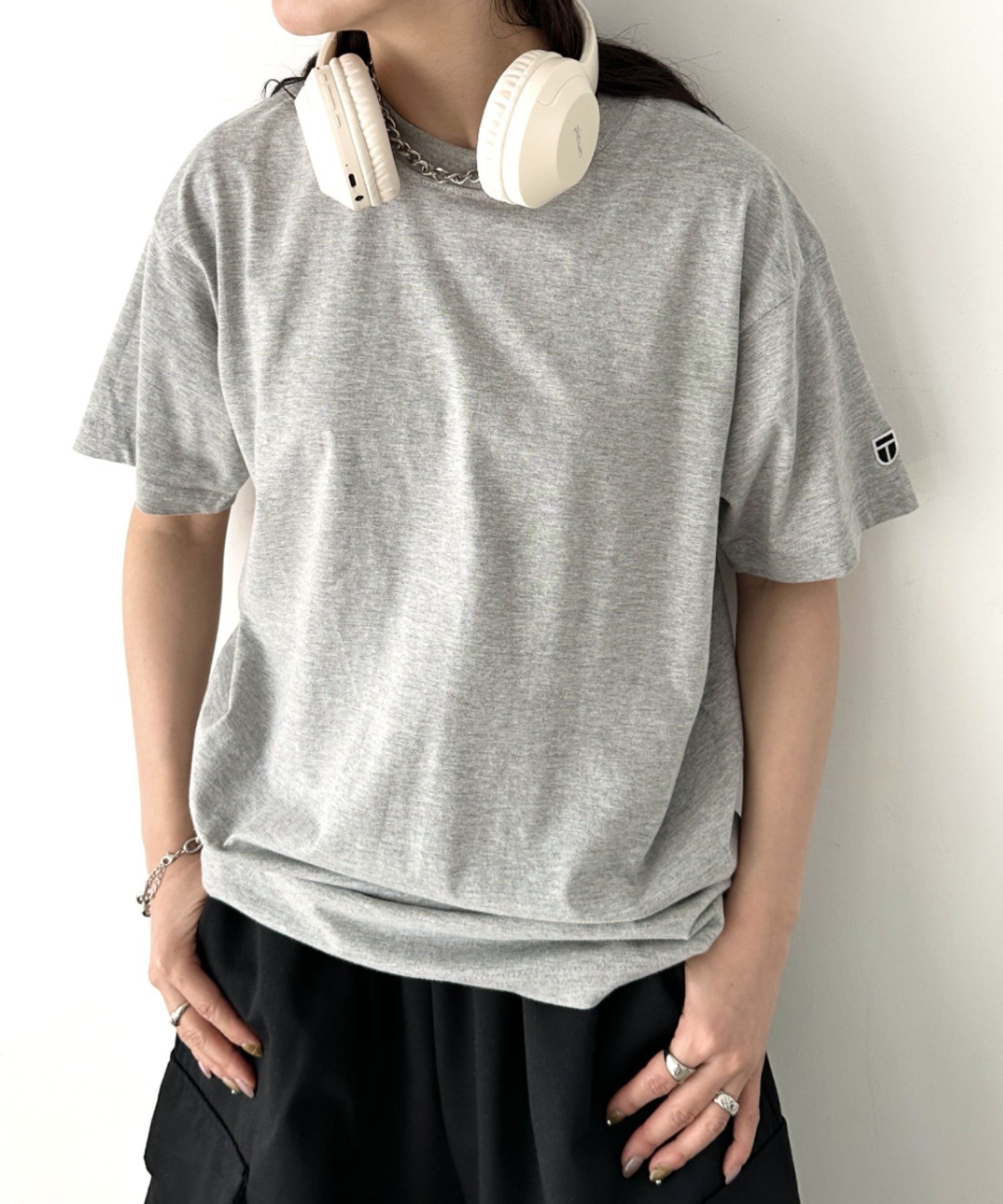 【その他のブランド/Other】のNEWTRAL(ニュートラル)/205 5.6oz スタンダードエンブレムT インテリア・キッズ・メンズ・レディースファッション・服の通販 founy(ファニー) 　ファッション　Fashion　レディースファッション　Fashion for Women　インナー　Innerwear　カットソー　Cut and Sewn Top　シンプル　Simple, Minimal　スタンダード　Standard, Basic　定番　Standard, Basic Item　なめらか　Smooth, Silky Texture　ベーシック　Basic, Essential　半袖　Short Sleeve, Half Sleeve　メンズ　Men's, Menswear　無地　Plain, Solid Color　冬　Winter / This Winter　A/W・秋冬　Autumn/Winter　おすすめ　Recommended / Our Picks　夏　Summer　エレガント 上品　Elegant　グレー|ID: prp329100004596931 ipo3291000000033521909