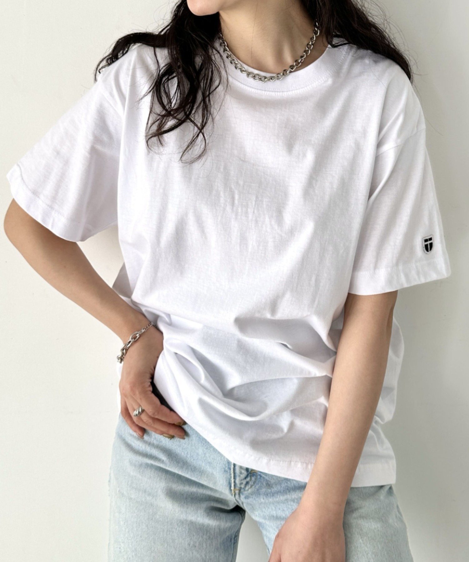 【その他のブランド/Other】のNEWTRAL(ニュートラル)/205 5.6oz スタンダードエンブレムT インテリア・キッズ・メンズ・レディースファッション・服の通販 founy(ファニー) 　ファッション　Fashion　レディースファッション　Fashion for Women　インナー　Innerwear　カットソー　Cut and Sewn Top　シンプル　Simple, Minimal　スタンダード　Standard, Basic　定番　Standard, Basic Item　なめらか　Smooth, Silky Texture　ベーシック　Basic, Essential　半袖　Short Sleeve, Half Sleeve　メンズ　Men's, Menswear　無地　Plain, Solid Color　冬　Winter / This Winter　A/W・秋冬　Autumn/Winter　おすすめ　Recommended / Our Picks　夏　Summer　エレガント 上品　Elegant　ホワイト|ID: prp329100004596931 ipo3291000000033521921