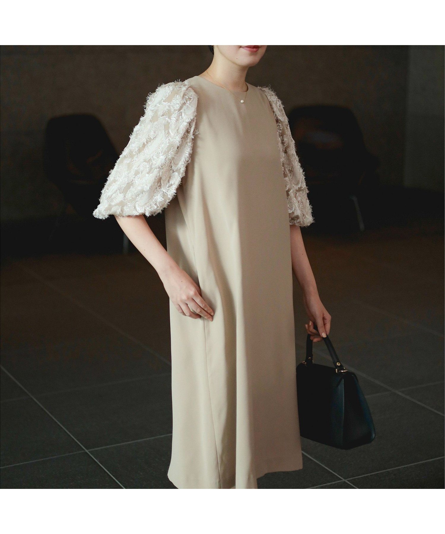 【ビーミングライフストアバイビームス/B:MING LIFE STORE by BEAMS】の【5/15再値下げ】袖ジャカード ワンピース(S~M) 25SS フォーマル セレモニー 卒入園 入学式 卒業式 ハレの日 ママスーツ 卒園式 入園式 ビームスセレモニー2025 セレモニーワンピース インテリア・キッズ・メンズ・レディースファッション・服の通販 founy(ファニー) 　ファッション　Fashion　レディースファッション　Ladies' Fashion Online　ワンピース　Dress　コレクション　Collection　ジャカード　Jacquard　ストール　Stall　スリーブ　Sleeve　スーツ　Suit　バルーン　Balloon　ビジュー　Bijou　フェミニン　Feminine　フォーマル　Formal　セレモニー　Ceremony　入学式　Entrance Ceremony　卒業式　Graduation Ceremony　2025年　2025　2025春夏・S/S　Ss,Spring/Summer,2025　BEIGE|ID: prp329100004597062 ipo3291000000032671331