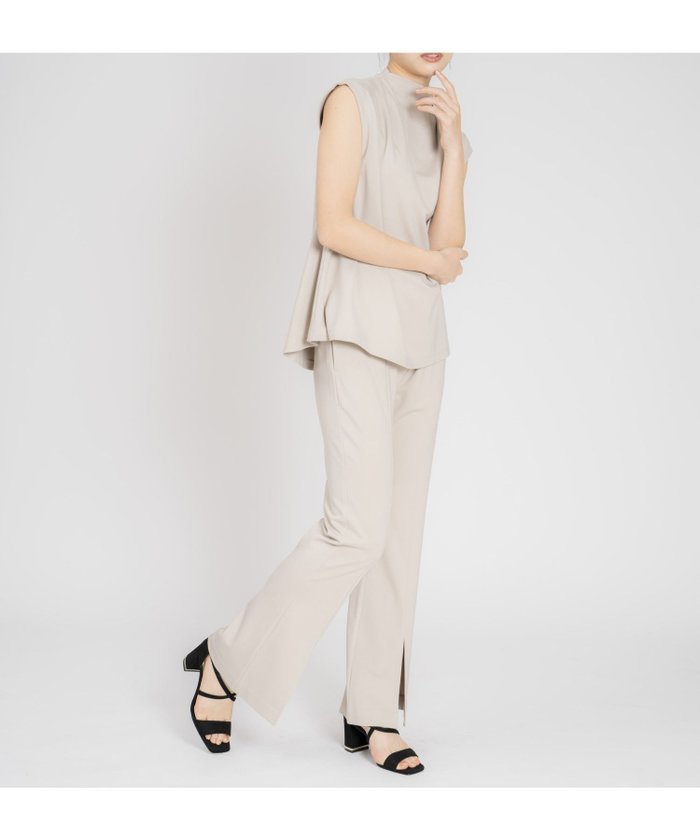 【ノエラ/Noela】の【WEB限定】ドレープセットアップ インテリア・キッズ・メンズ・レディースファッション・服の通販 founy(ファニー) https://founy.com/ ファッション Fashion レディースファッション Ladies' Fashion Online セットアップ Setup カットソー Cut And Sew スリット Slit センター Center ドレープ Drape ポケット Pocket リラックス Relax |ID: prp329100004597112 ipo3291000000032671640