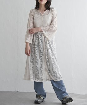 【ヴァンス エクスチェンジ/VENCE EXCHANGE】のレースフレアー袖ワンピース 人気、トレンドファッション・服の通販 founy(ファニー) ファッション Fashion レディースファッション Ladies' Fashion Online ワンピース Dress おすすめ Recommend デニム Denim フレア Flare レース Race |ID:prp329100004597121