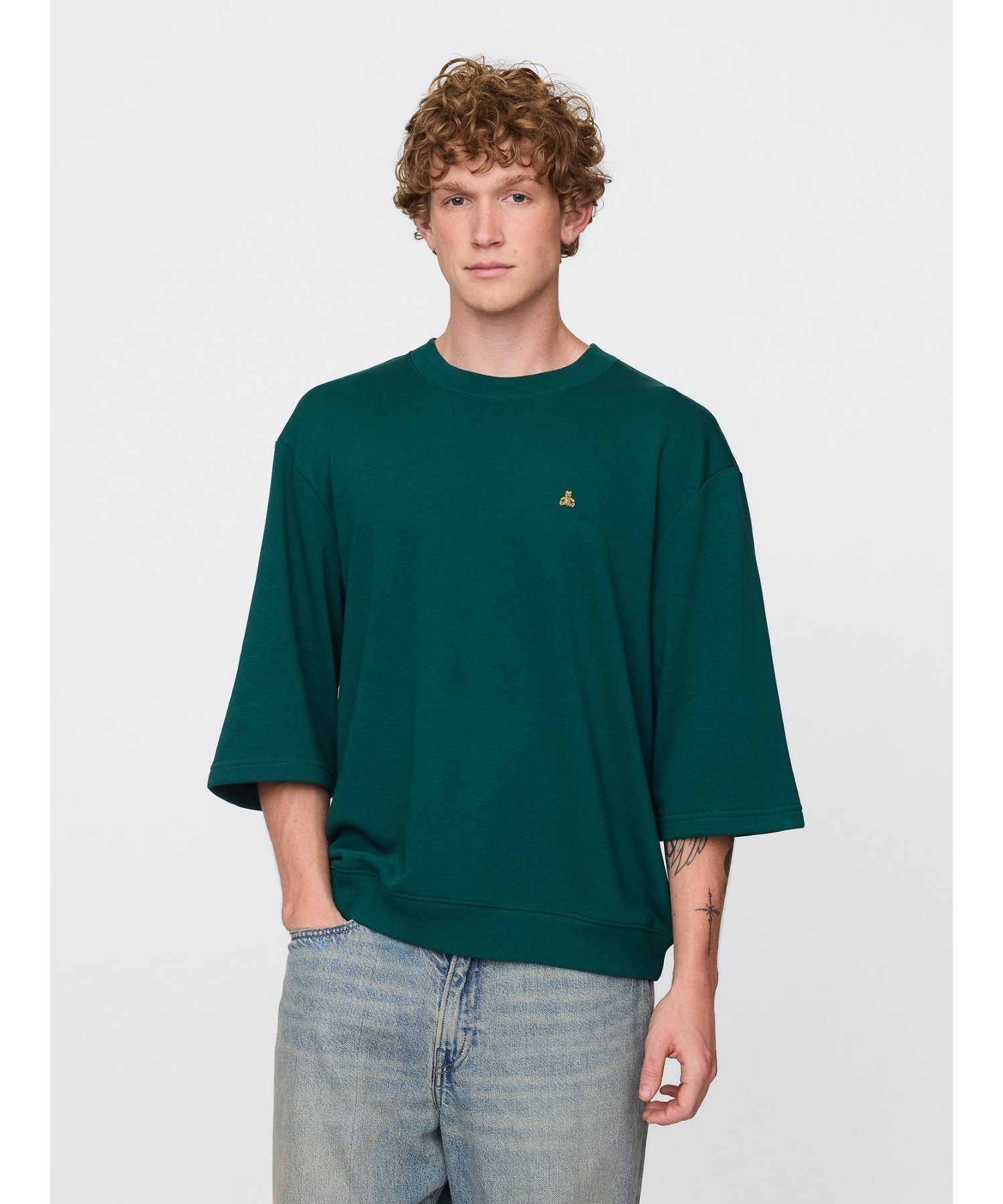 【ギャップ/GAP】のオーバーサイズ ブラナンベア フレンチテリー クルーネックスウェット インテリア・キッズ・メンズ・レディースファッション・服の通販 founy(ファニー) 　ファッション　Fashion　レディースファッション　Fashion for Women　トップス・カットソー　Cut & Sew Tops　レディースパーカー・カジュアルフーディー　Casual Hoodies & Sweatshirts　スウェット・クルーネックトップス　Sweatshirts & Crewnecks / Relaxed Fit Sweat Tops　エンブロイダリー　Embroidery Design　フレンチ　French, French Style　RAIN FOREST 19-5232 TC|ID: prp329100004597213 ipo3291000000032672682