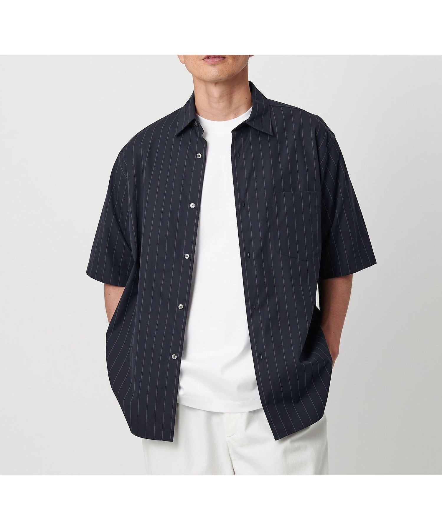 【ビューティ&ユース ユナイテッドアローズ/BEAUTY&YOUTH / UNITED ARROWS / MEN】のHI-LINE 120/2 ブロード レギュラーカラー シャツ インテリア・キッズ・メンズ・レディースファッション・服の通販 founy(ファニー) 　ファッション　Fashion　メンズファッション　Fashion for Men　ストライプ　Stripe, Striped Pattern　スニーカー　Sneakers, Trainers　デニム　Denim, Jeans Material　ドレス　Dress, One-Piece　バランス　Balance, Style Balance　ブロード　Broadcloth, Fine Cotton　モダン　Modern, Contemporary　リラックス　Relax, Relaxed Fit　レギュラー　Regular, Standard Fit　ワーク　Workwear, Utility Style　おすすめ　Recommended / Our Picks　NAVY|ID: prp329100004597243 ipo3291000000032673058