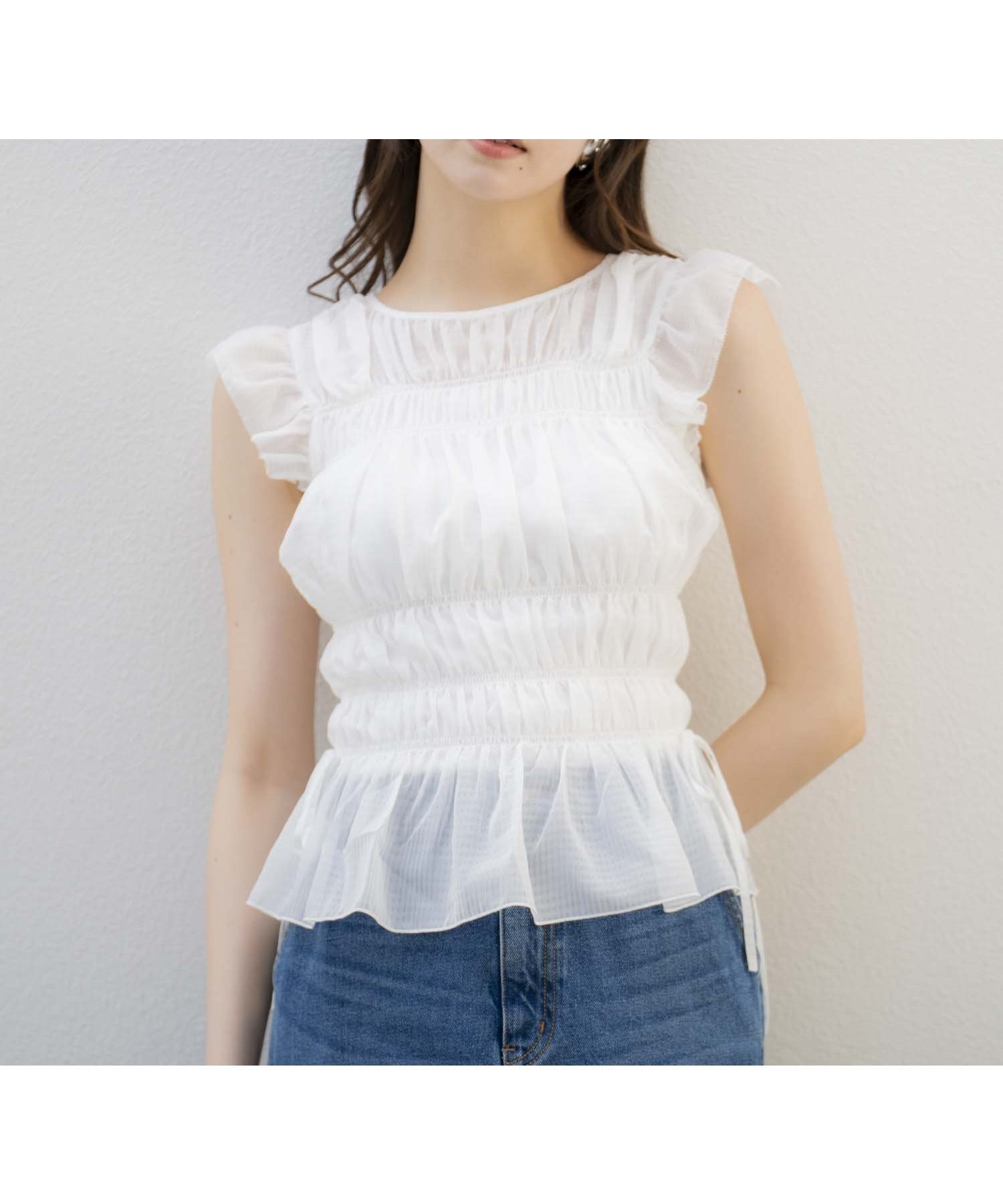【ノエラ/Noela】のシャーリングブラウス インテリア・キッズ・メンズ・レディースファッション・服の通販 founy(ファニー) 　ファッション　Fashion　レディースファッション　Ladies' Fashion Online　トップス・カットソー　Tops/Tshirt　シャツ/ブラウス　Shirts/Blouses　シャーリング　Shirring　トレンド　Trend　ペプラム　Peplum　ポケット　Pocket　オフホワイト|ID: prp329100004597315 ipo3291000000032673887