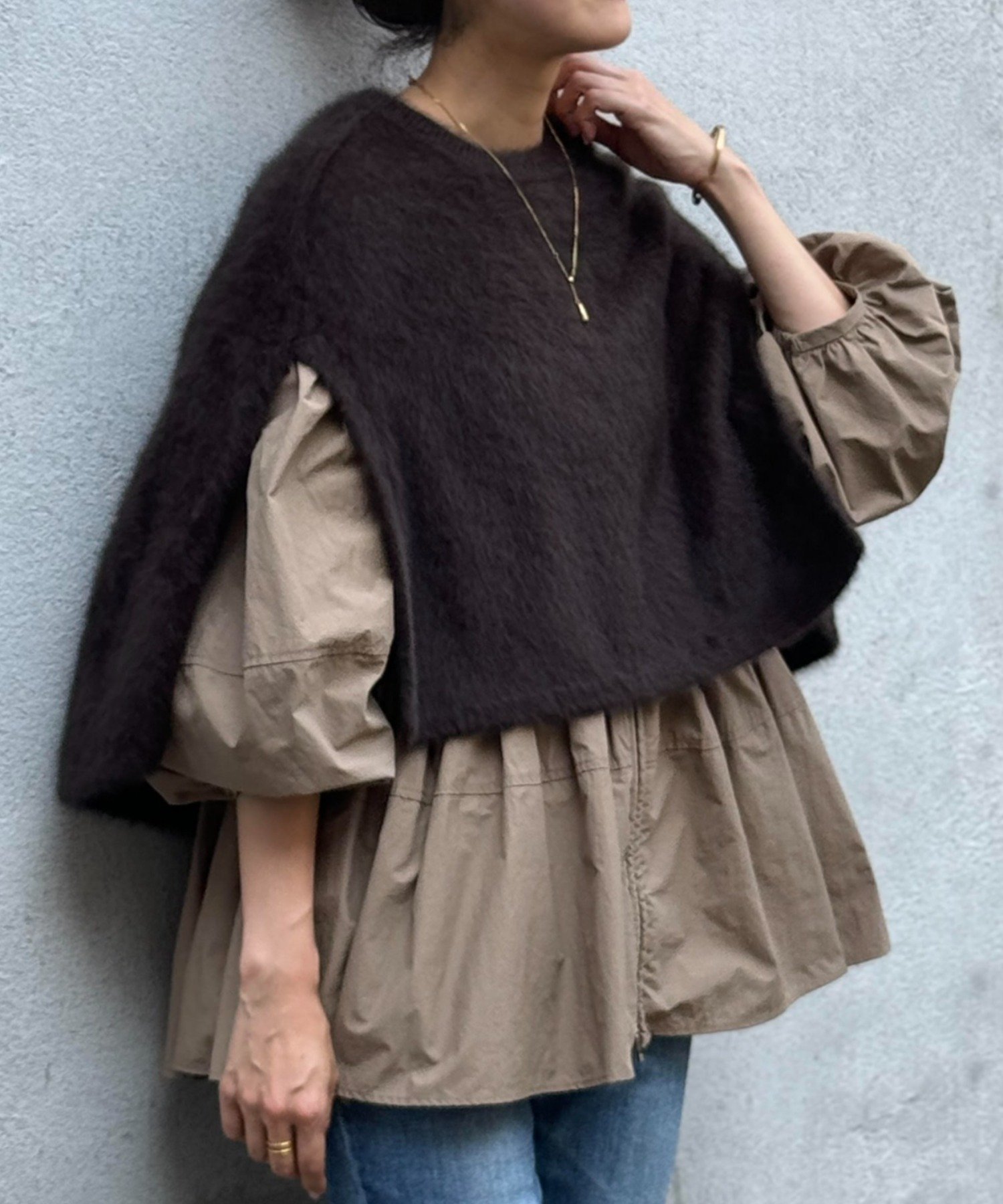 【その他のブランド/Other】のファーニットポンチョ インテリア・キッズ・メンズ・レディースファッション・服の通販 founy(ファニー) 　ファッション　Fashion　レディースファッション　Fashion for Women　アウター　Coat / Outerwear Collection　ポンチョ・ケープコート　Ponchos & Capes　トップス・カットソー　Cut & Sew Tops　ニット　Knit Tops & Sweaters　おすすめ　Recommended / Our Picks　ギャザー　Gathered, Ruffled　ショート　Short, Short Length　ショール　Shawl, Wrap　シンプル　Simple, Minimal　ストール　Stole, Wrap　フォックス　Fox, Fox Fur　ポンチョ　Poncho, Cape Style　エレガント 上品　Elegant　ブラウン|ID: prp329100004597581 ipo3291000000032754803
