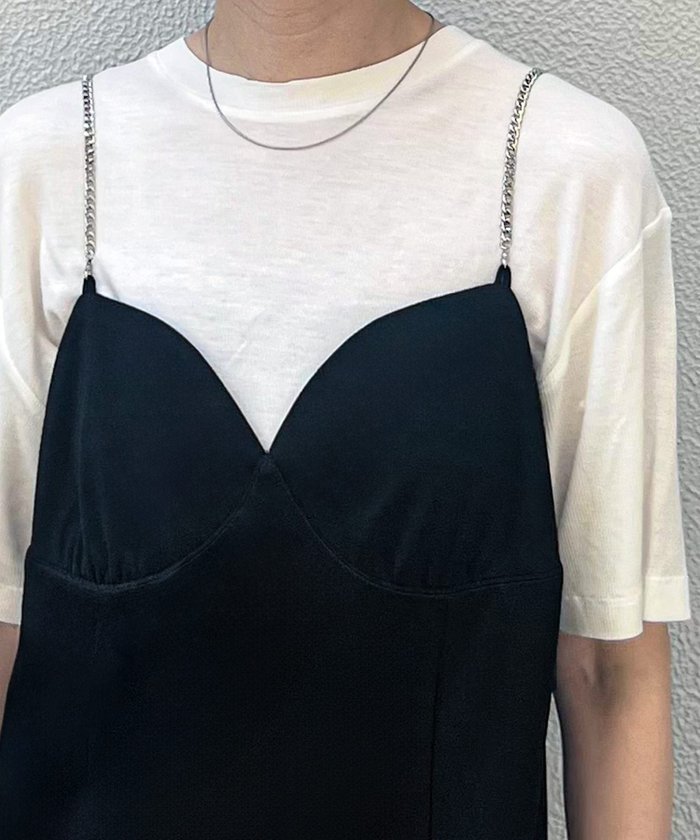 【ジュノア/JUNOAH】のチェーンVネックキャミIラインワンピース インテリア・キッズ・メンズ・レディースファッション・服の通販 founy(ファニー) https://founy.com/ ファッション Fashion レディースファッション Ladies' Fashion Online ワンピース Dress チェーン Chain |ID: prp329100004597582 ipo3291000000032676913