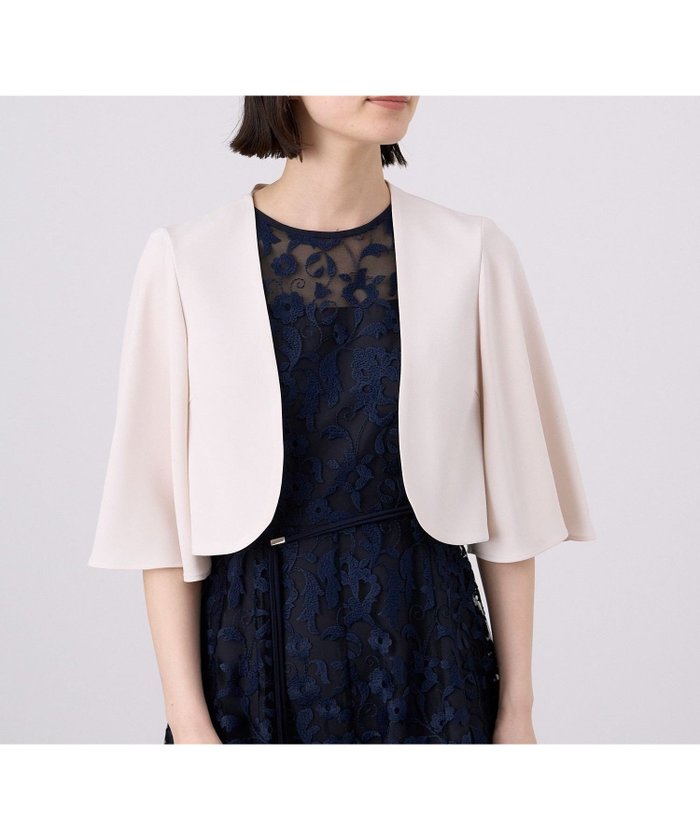 【アナイ/ANAYI】のバックサテンフレアスリーブボレロ インテリア・キッズ・メンズ・レディースファッション・服の通販 founy(ファニー) https://founy.com/ ファッション Fashion レディースファッション Ladies' Fashion Online アウター Coat Outerwear ボレロ Bolero jackets バッグ Bag コンパクト Compact スリーブ Sleeve ドレス Dress フレア Flare フロント Front ボレロ Bolero ロング Long おすすめ Recommend エレガント 上品 Elegant セレモニー Ceremony 結婚式 Wedding Ceremony 二次会 Wedding Party |ID: prp329100004597596 ipo3291000000032677119