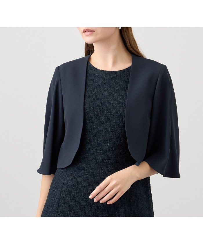 【アナイ/ANAYI】のバックサテンフレアスリーブボレロ インテリア・キッズ・メンズ・レディースファッション・服の通販 founy(ファニー) https://founy.com/ ファッション Fashion レディースファッション Ladies' Fashion Online アウター Coat Outerwear ボレロ Bolero jackets バッグ Bag コンパクト Compact スリーブ Sleeve ドレス Dress フレア Flare フロント Front ボレロ Bolero ロング Long おすすめ Recommend エレガント 上品 Elegant セレモニー Ceremony 結婚式 Wedding Ceremony 二次会 Wedding Party |ID: prp329100004597596 ipo3291000000032677124