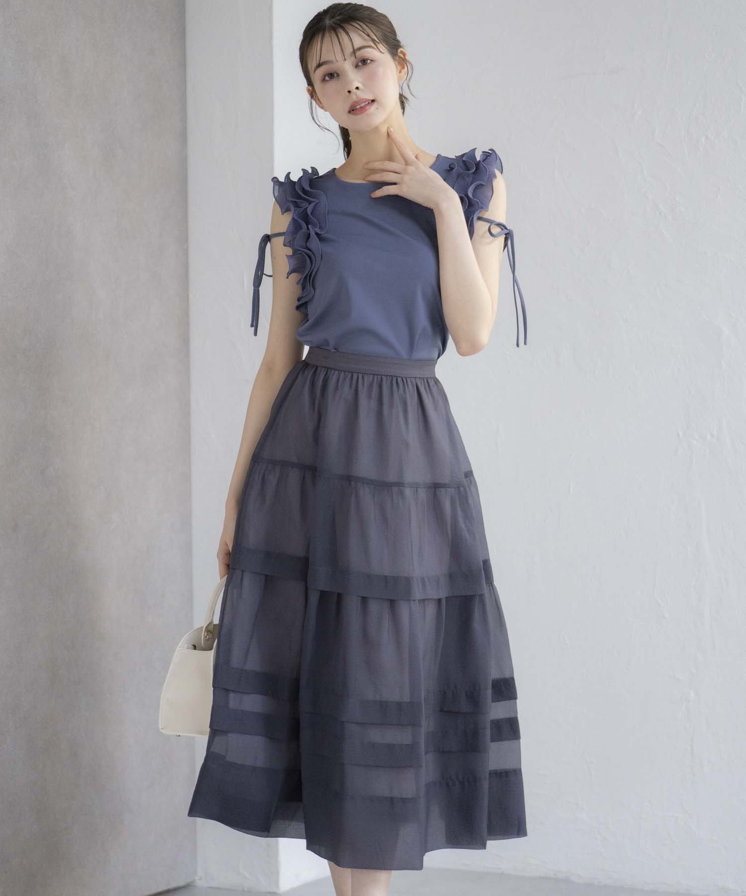 【ノエラ/Noela】のオーガンジータックスカート インテリア・キッズ・メンズ・レディースファッション・服の通販 founy(ファニー) 　ファッション　Fashion　レディースファッション　Fashion for Women　スカート　Skirts　おすすめ　Recommended / Our Picks　オーガンジー　Organza Fabric　トレンド　Trend, Trending Now　フレア　Flare, Flared　ベーシック　Basic, Essential　ボトム　Bottoms, Lower Wear　ポケット　Pocket, Pocket Detail　チャコールグレー|ID: prp329100004597601 ipo3291000000032677185