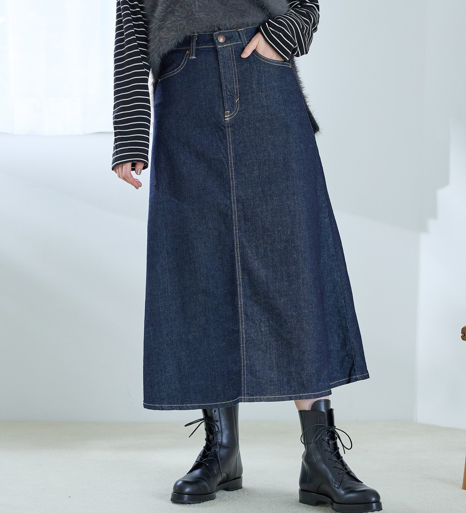 【その他のブランド/Other】のSOMETHING フレアデニムスカート インテリア・キッズ・メンズ・レディースファッション・服の通販 founy(ファニー) 　ファッション　Fashion　レディースファッション　Ladies' Fashion Online　スカート　Skirt　デニムスカート　Denim Skirts　おすすめ　Recommend　ストレッチ　Stretch　デニム　Denim　フィット　Fit　フレア　Flare　プリーツ　Pleats　ベーシック　Basic　ボックス　Box　インディゴブルー|ID: prp329100004597610 ipo3291000000032677289