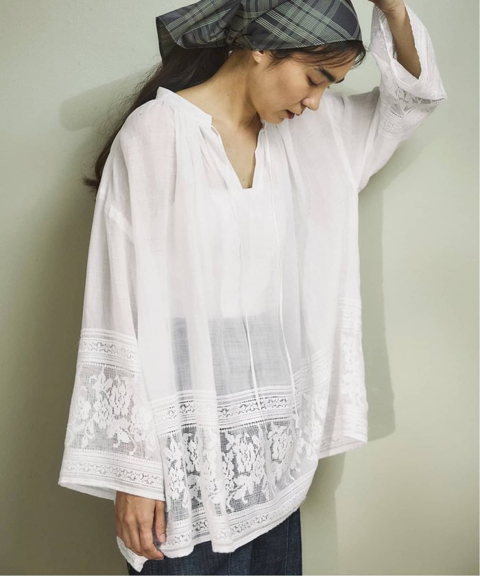 【イエナ/IENA】のラミーチャーチブラウス インテリア・キッズ・メンズ・レディースファッション・服の通販 founy(ファニー) https://founy.com/ ファッション Fashion レディースファッション Ladies' Fashion Online トップス・カットソー Tops/Tshirt シャツ/ブラウス Shirts/Blouses 2025年 2025 2025-2026秋冬・A/W Aw/Autumn/Winter/Fw/Fall/2025-2026 アンティーク Antique ギャザー Gather モダン Modern ヴィンテージ Vintage エレガント 上品 Elegant |ID: prp329100004597621 ipo3291000000032677383