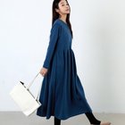【メゾンドラティール/maison de LATIR】のエレガントフレア万能ワンピース 人気、トレンドファッション・服の通販 founy(ファニー) ファッション Fashion レディースファッション Ladies' Fashion Online ワンピース Dress お家時間・ステイホーム Home Time/Stay Home エレガント 上品 Elegant ギャザー Gather シンプル Simple スタイリッシュ Stylish フォーマル Formal ラウンド Round thumbnail インディゴ|ID: prp329100004597628 ipo3291000000032677536