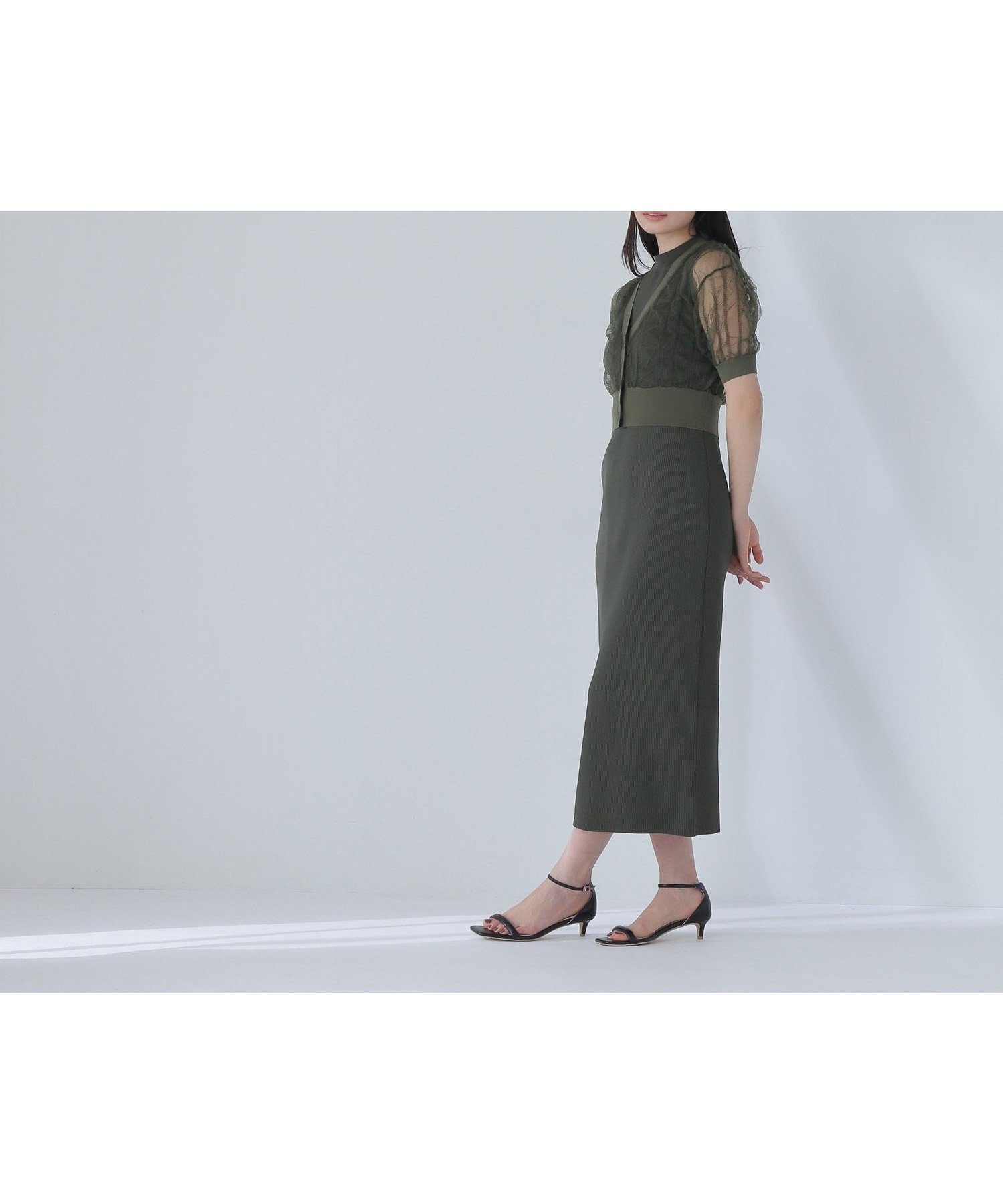 【ナチュラル ビューティー ベーシック/NATURAL BEAUTY BASIC】のシャーリングシアーカーデセットワンピース インテリア・キッズ・メンズ・レディースファッション・服の通販 founy(ファニー) 　ファッション　Fashion　レディースファッション　Ladies' Fashion Online　ワンピース　Dress　カーディガン　Cardigan　シアー　Sheer　リブニット　Rib Knit　オリーブカーキ|ID: prp329100004597672 ipo3291000000032678087
