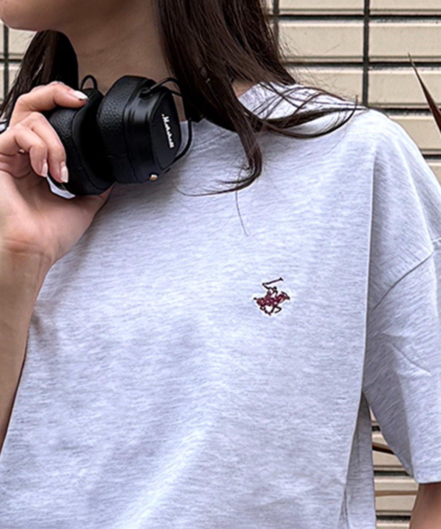 【セットアップセブン/SETUP7】のBEVERLY HILLS POLO CLUB/クラシカルポニー刺繍半袖Tシャツ ポロ インテリア・キッズ・メンズ・レディースファッション・服の通販 founy(ファニー) 　ファッション　Fashion　レディースファッション　Fashion for Women　トップス・カットソー　Cut & Sew Tops　シャツ・ブラウス・オフィスカジュアル　Elegant Blouses & Button-Ups　ロングTシャツ・Tシャツ　Longline T-Shirts & Tees　インナー　Innerwear　厚底　Platform Shoes　カーゴパンツ　Cargo Pants, Utility Pants　カーディガン　Cardigan, Knitwear　クラシカル　Classical, Vintage-Inspired　サングラス　Sunglasses, Shades　シューズ　Shoes, Footwear　ジャケット　Jacket, Outerwear　スニーカー　Sneakers, Trainers　デニム　Denim, Jeans Material　トレンド　Trend, Trending Now　ハーフ　Half, Half-Length　半袖　Short Sleeve, Half Sleeve　リラックス　Relax, Relaxed Fit　ワイド　Wide, Wide Fit　再入荷　Restock / Back in Stock　おすすめ　Recommended / Our Picks　スマホショルダーバッグ　Smartphone Shoulder Bag　GRY|ID: prp329100004597732 ipo3291000000033461296