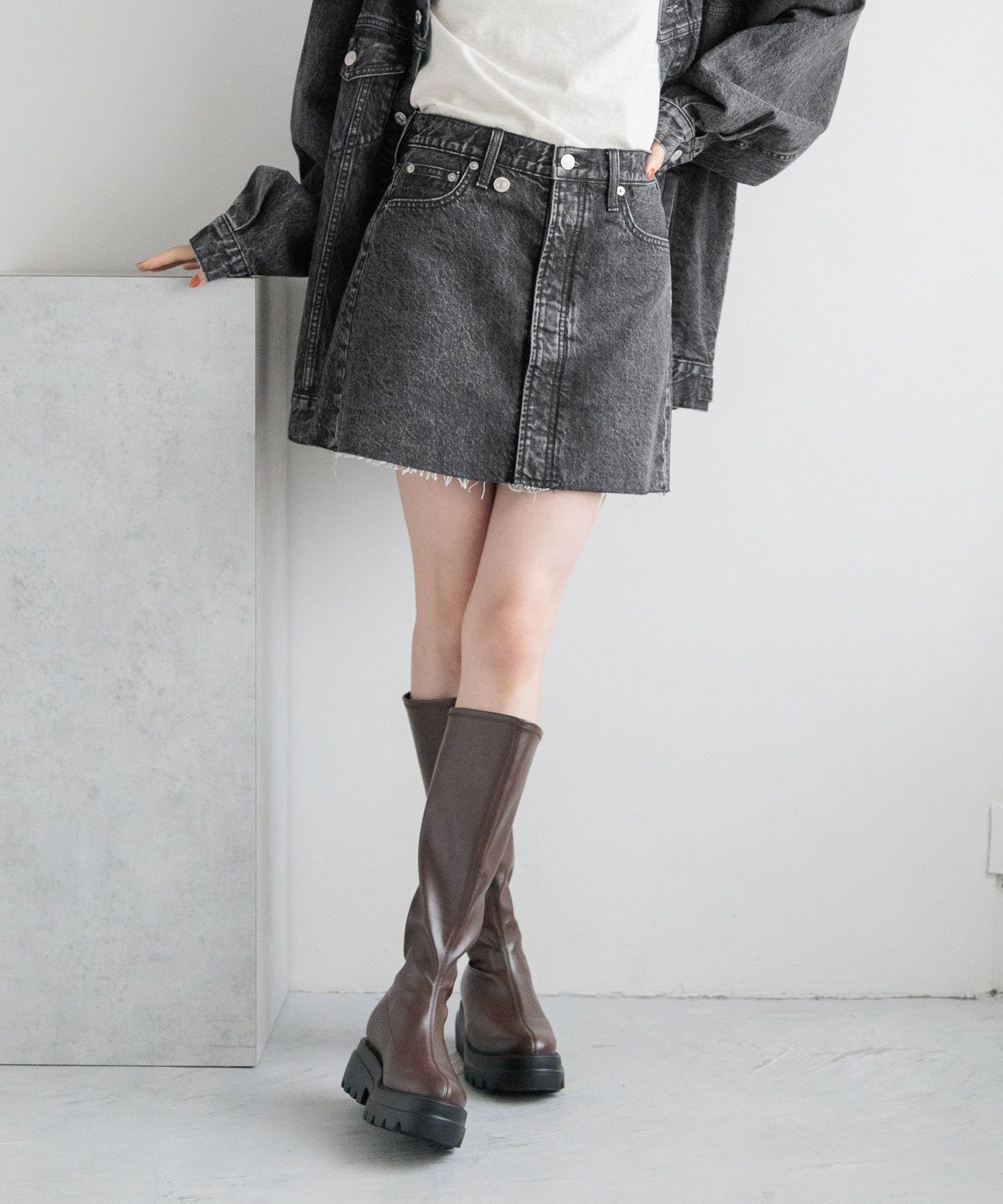 【ローリーズファーム/LOWRYS FARM】のCONE/ミニスカート インテリア・キッズ・メンズ・レディースファッション・服の通販 founy(ファニー) 　ファッション　Fashion　レディースファッション　Ladies' Fashion Online　スカート　Skirt　ミニスカート　Mini Skirts　おすすめ　Recommend　アメリカン　American　クラシック　Classic　チュニック　Tunic　デニム　Denim　フロント　Front　ミニスカート　Mini Skirt　定番　Standard　ブラック09|ID: prp329100004597748 ipo3291000000032678959