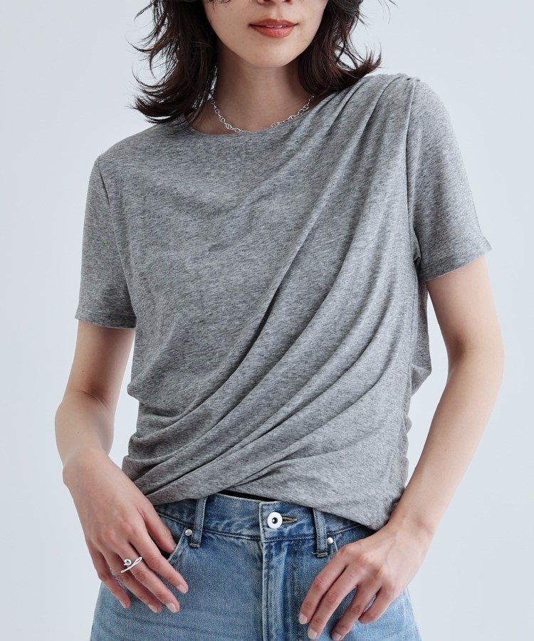 【インディヴィ/INDIVI】のバルーンドレープTシャツ インテリア・キッズ・メンズ・レディースファッション・服の通販 founy(ファニー) 　ファッション　Fashion　レディースファッション　Ladies' Fashion Online　トップス・カットソー　Tops/Tshirt　シャツ/ブラウス　Shirts/Blouses　ロング / Tシャツ　T-Shirts　アクセサリー　Accessories　カットソー　Cut And Sew　シンプル　Simple　ドレープ　Drape　バルーン　Balloon　フィット　Fit　夏　Summer　春　Spring　S/S・春夏　Ss・Spring/Summer　グレー|ID: prp329100004597885 ipo3291000000032680597