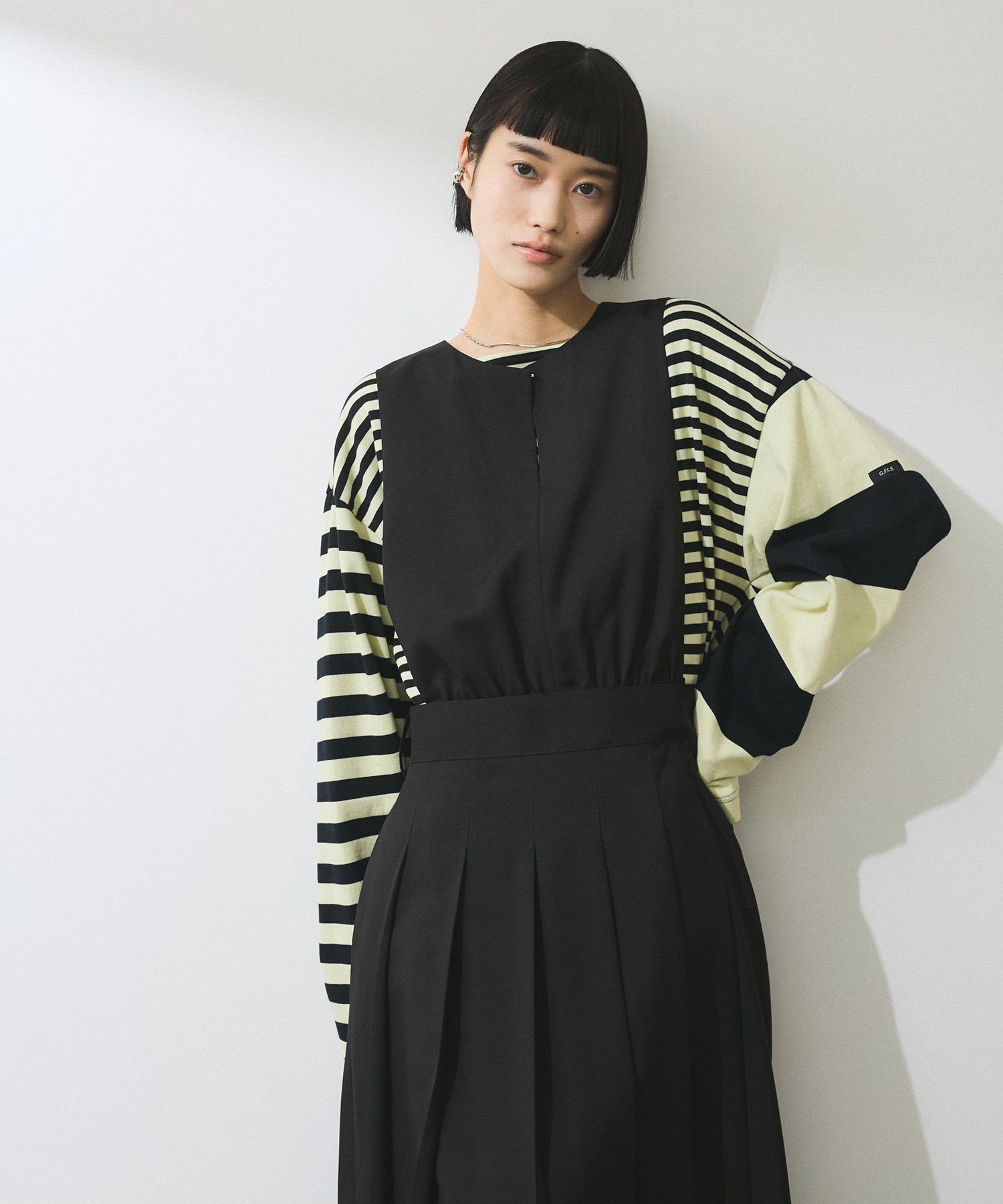 【アダム エ ロペ/ADAM ET ROPE'】の【WEB限定】2WAYプリーツワンピース インテリア・キッズ・メンズ・レディースファッション・服の通販 founy(ファニー) 　ファッション　Fashion　レディースファッション　Ladies' Fashion Online　ワンピース　Dress　インナー　Inner　春　Spring　カットソー　Cut And Sew　ギャザー　Gather　スニーカー　Sneakers　ドッキング　Docking　長袖　Long Sleeve　ブラウジング　Browsing　プリーツ　Pleats　ポケット　Pocket　S/S・春夏　Ss・Spring/Summer　おすすめ　Recommend　夏　Summer　2025年　2025　2025春夏・S/S　Ss,Spring/Summer,2025　ブラック(01)|ID: prp329100004597894 ipo3291000000032680679