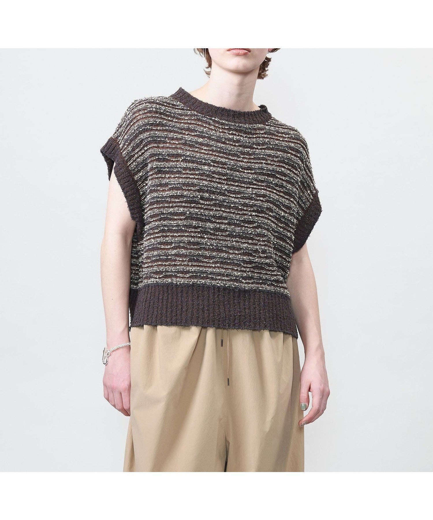 【ユナイテッドアローズ/UNITED ARROWS】のASTRAET ボーダー ノースリーブ クルーネックニット インテリア・キッズ・メンズ・レディースファッション・服の通販 founy(ファニー) 　ファッション　Fashion　レディースファッション　Ladies' Fashion Online　トップス・カットソー　Tops/Tshirt　ニット　Knit Tops　キャミソール / ノースリーブ　No Sleeves　ショート　Short　ノースリーブ　No Sleeve　バランス　Balance　ボトム　Bottom　ボーダー　Border　MD.BROWN|ID: prp329100004598020 ipo3291000000032681688