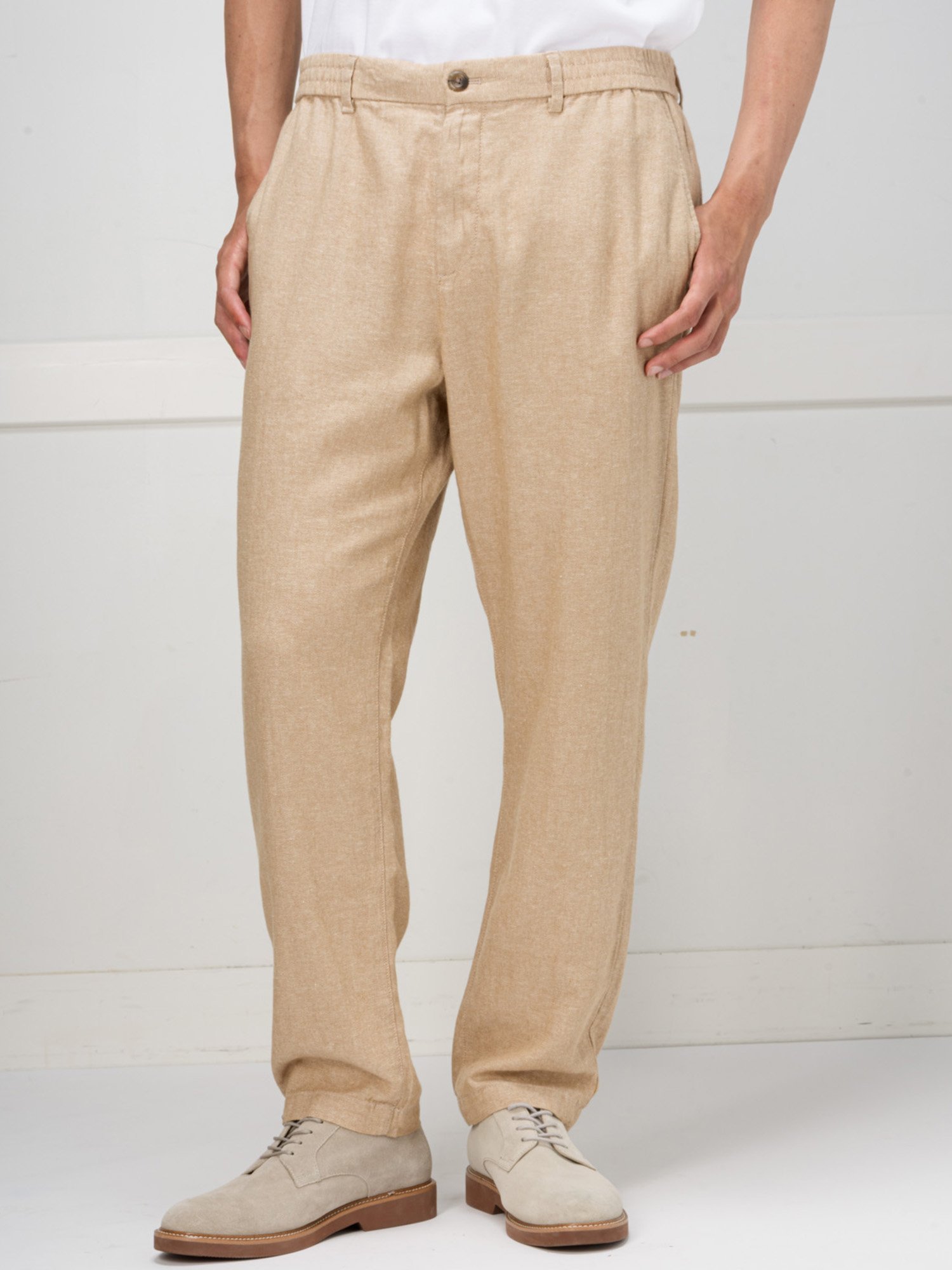 【バナナリパブリック ファクトリーストア/BANANA REPUBLIC FACTORY STORE / MEN】のBANANA REPUBLIC FACTORY STORE アスレチックリネンブレンドパンツ インテリア・キッズ・メンズ・レディースファッション・服の通販 founy(ファニー) 　ファッション　Fashion　メンズファッション　Fashion for Men　ボトムス　Bottoms　ベーシック　Basic, Essential　リネン　Linen, Linen Fabric　リラックス　Relax, Relaxed Fit　ロング　Long, Long-Length　NEW_BRITISH_KHAKI|ID: prp329100004598097 ipo3291000000032682457