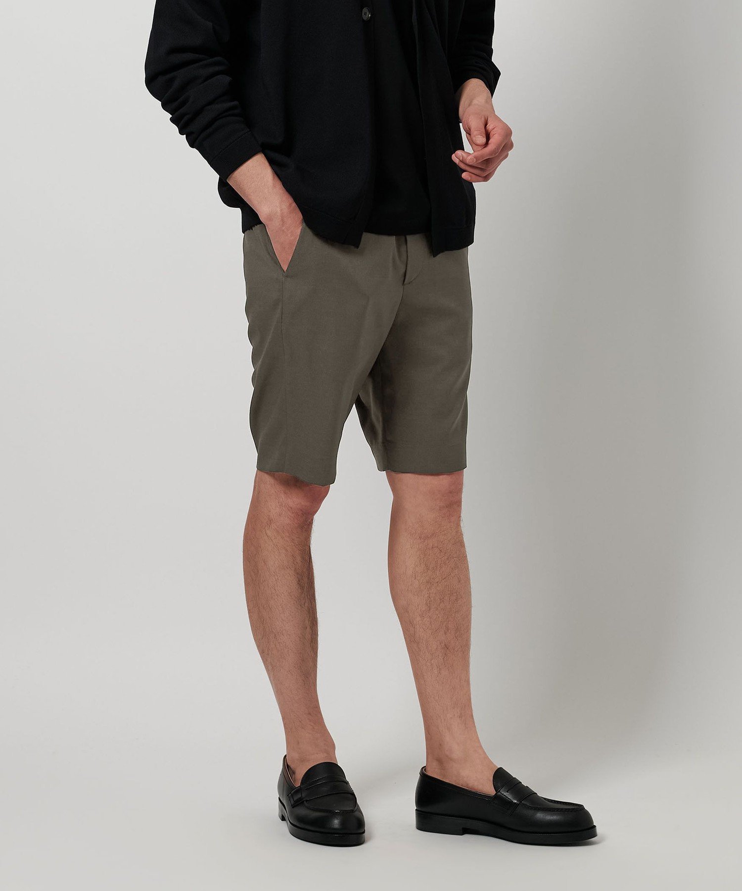 【ビューティ&ユース ユナイテッドアローズ/BEAUTY&YOUTH / UNITED ARROWS / MEN】の【WEB限定 WARDROBE SMART】 Reflax スリム ショートパンツ インテリア・キッズ・メンズ・レディースファッション・服の通販 founy(ファニー) 　ファッション　Fashion　メンズファッション　Fashion for Men　ボトムス　Bottoms　ハーフパンツ・ショートパンツ　Shorts & Half Pants　サンダル　Sandals, Summer Shoes　ショーツ　Shorts, Short Pants　ショート　Short, Short Length　スマート　Smart, Elegant　スラックス　Slacks, Dress Pants　スリッポン　Slip-On, Loafer　スリム　Slim, Slim Fit　セットアップ　Set-Up, Coordinated Outfit　バランス　Balance, Style Balance　ファブリック　Fabric, Textile　ポケット　Pocket, Pocket Detail　モバイル　Mobile, Smartphone　ワーク　Workwear, Utility Style　おすすめ　Recommended / Our Picks　夏　Summer　DK.GRAY|ID: prp329100004598129 ipo3291000000032754506