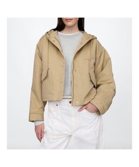 【ギャップ/GAP】のフード付き ナイロン クロップドジャケット 人気、トレンドファッション・服の通販 founy(ファニー) ファッション Fashion レディースファッション Fashion for Women アウター Coat / Outerwear Collection レディースジャケット・軽アウター Jackets おすすめ Recommended / Our Picks キルト Quilt, Quilted Fabric ショルダー Shoulder, Shoulder Strap ショート Short, Short Length ストレート Straight, Straight Cut タフタ Taffeta, Structured Fabric ドロップ Drop Shoulder, Dropped Style ドローコード Drawcord, Drawstring Cord パッチ Patch, Appliqué フィット Fit, Slim Fit フロント Front, Front Design ポケット Pocket, Pocket Detail リラックス Relax, Relaxed Fit 長袖 Long Sleeve, Full Sleeve |ID:prp329100004598210