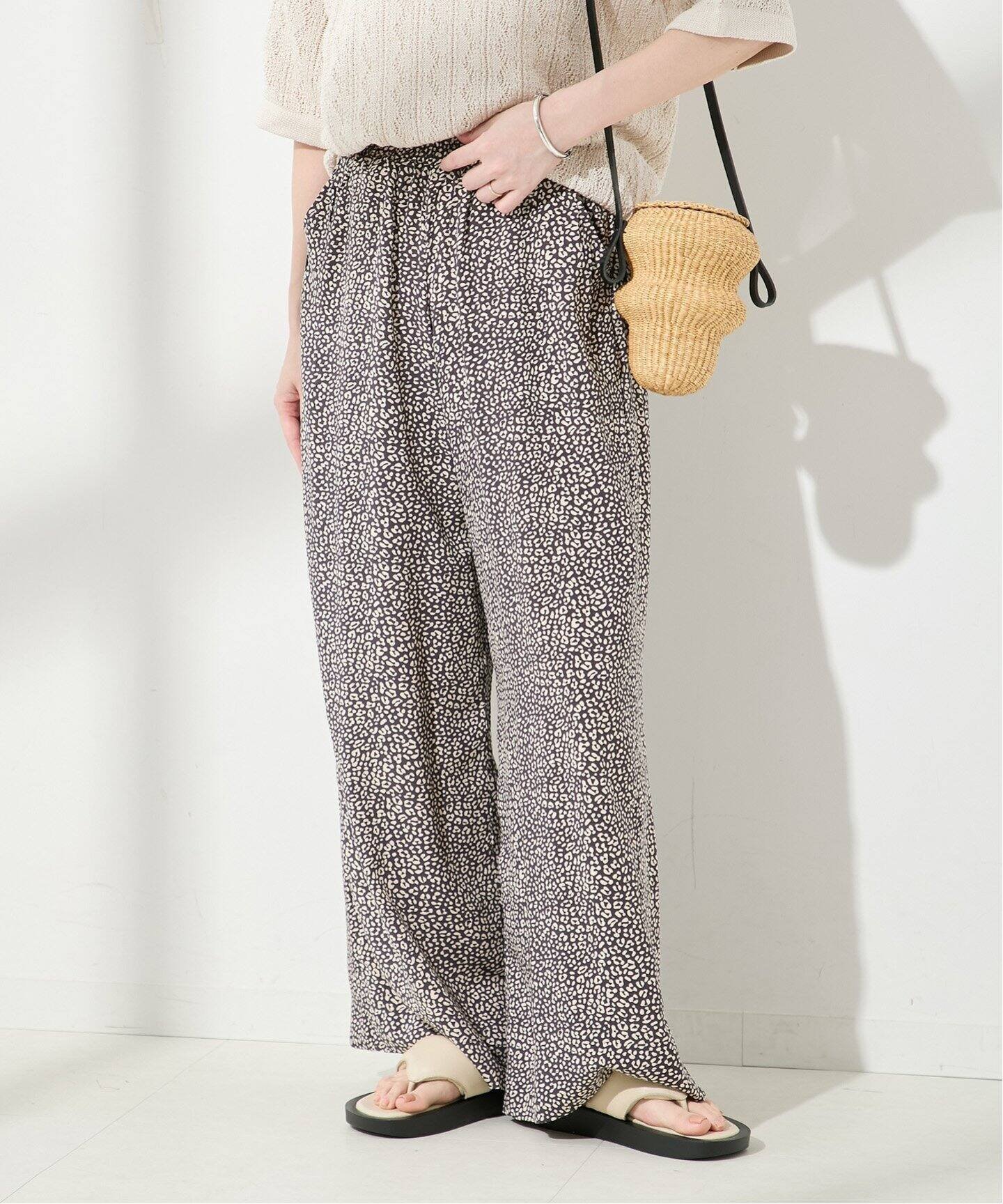 【ジャーナルスタンダード レサージュ/journal standard L'essage】の《追加》《別注》【LUSANA / ルサーナ】CICI PANTS パンツ インテリア・キッズ・メンズ・レディースファッション・服の通販 founy(ファニー) 　ファッション　Fashion　レディースファッション　Fashion for Women　パンツ　Pants & Trousers　2025年　2025　2025春夏・S/S　Spring/Summer 2025 SS25　別注　Limited Edition, Custom Order　ブラック A|ID: prp329100004598231 ipo3291000000032715232