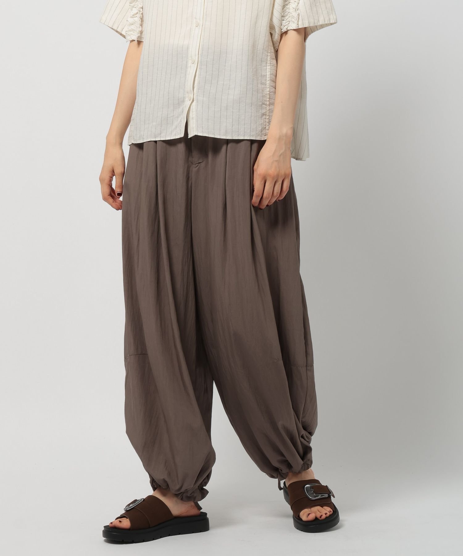 【ニコアンド/niko and】の2WAYエアリーワイドパンツ インテリア・キッズ・メンズ・レディースファッション・服の通販 founy(ファニー) 　ファッション　Fashion　レディースファッション　Ladies' Fashion Online　パンツ　Pants　おすすめ　Recommend　エアリー　Airy　ジャケット　Jacket　スマート　Smart　ワイド　Wide　楽ちん　Easy　モカ|ID: prp329100004598242 ipo3291000000032683623
