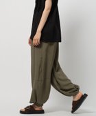【ニコアンド/niko and】の2WAYエアリーワイドパンツ 人気、トレンドファッション・服の通販 founy(ファニー) ファッション Fashion レディースファッション Fashion for Women パンツ Pants & Trousers おすすめ Recommended / Our Picks エアリー Airy Texture スマート Smart, Elegant ワイド Wide, Wide Fit ビジネス 仕事 通勤 Business / Work / Commuting 楽ちん Easy Fit, Comfortable thumbnail カーキ|ID: prp329100004598242 ipo3291000000033466352