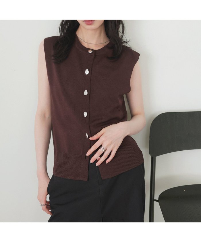 【リアン/Lian】のニュアンスメタルボタンニットベスト インテリア・キッズ・メンズ・レディースファッション・服の通販 founy(ファニー) https://founy.com/ ファッション Fashion レディースファッション Fashion for Women アウター Coat / Outerwear Collection トップス・カットソー Cut & Sew Tops ニット Knit Tops & Sweaters ベスト&ジレ / 重ね着スタイル Vests & Gilets サマー Summer, Summer Style シンプル Simple, Minimal ベスト Vest, Waistcoat |ID: prp329100004598586 ipo3291000000032758531