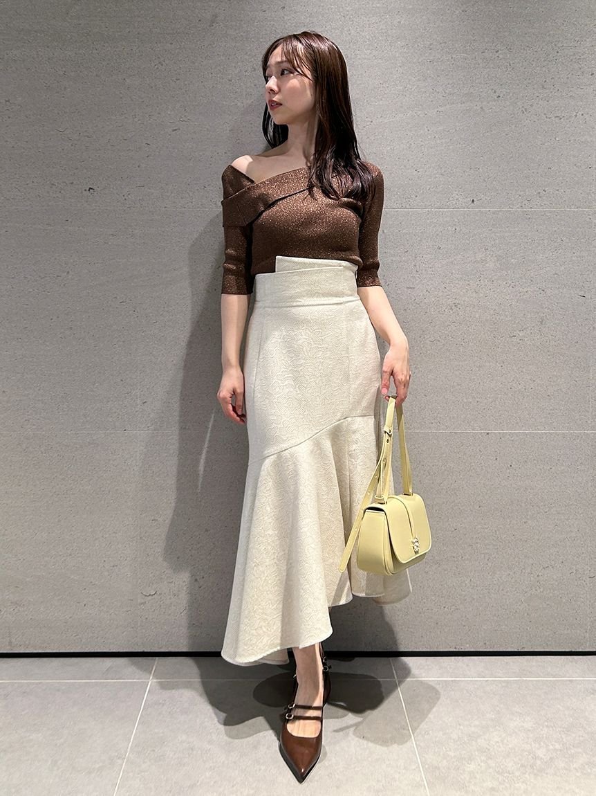 【スナイデル/SNIDEL】のハイウエストジャガードマーメイドスカート 人気、トレンドファッション・服の通販 founy(ファニー) 　ファッション　Fashion　レディースファッション　Ladies' Fashion Online　スカート　Skirt　おすすめ　Recommend　ウェーブ　Wave　シャーリング　Shirring　シンプル　Simple　フィット　Fit　フロント　Front　マーメイド　Mermaid　レース　Race　人気　Popularity　 other-1|ID: prp329100004598652 ipo3291000000032688223