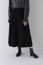 【ヒューマンウーマン/HUMAN WOMAN】のタックフレアーシルエットスカーチョ ブラック|ID: prp329100004598791 ipo3291000000032689300