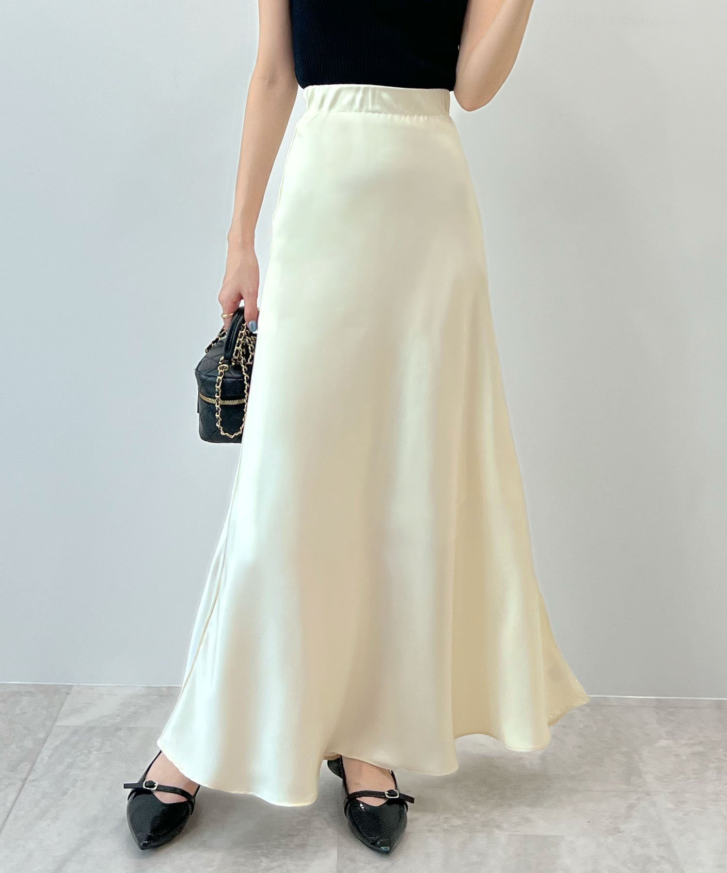 【フューティアランド/futier land】のサテンロングスカート 人気、トレンドファッション・服の通販 founy(ファニー) 　ファッション　Fashion　レディースファッション　Ladies' Fashion Online　スカート　Skirt　ロングスカート　Long Skirt　エレガント 上品　Elegant　サテン　Satin　サンダル　Sandals　スニーカー　Sneakers　ロング　Long　楽ちん　Easy　おすすめ　Recommend　ビジネス 仕事 通勤　Business　 other-1|ID: prp329100004598850 ipo3291000000032689865