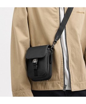 【コーチ/COACH / MEN】のリーグ フォーン クロスボディ バッグ 人気、トレンドファッション・服の通販 founy(ファニー) ファッション Fashion メンズファッション Men's Style Online バッグ Bag/Men コンパクト Compact スポーティ Sporty フォルム Form ポケット Pocket ポーチ Pouch ラップ Wrap iPhone アイフォーン Iphone |ID:prp329100004598996