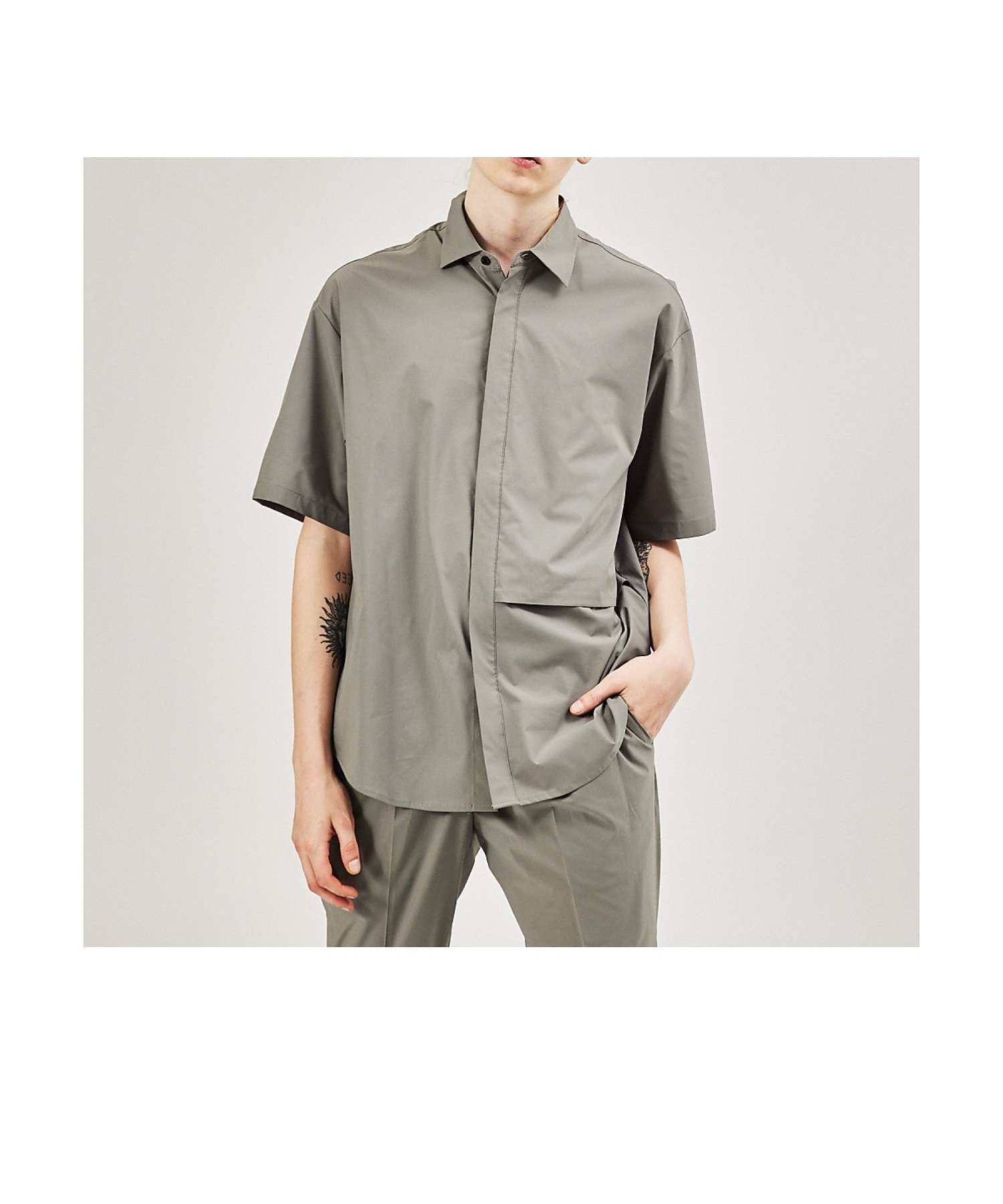 【アバハウス/ABAHOUSE / MEN】の【AH ABAHOUSE / セットアップ対応】撥水 ストレッチ 半袖シャツ インテリア・キッズ・メンズ・レディースファッション・服の通販 founy(ファニー) 　ファッション　Fashion　メンズファッション　Men's Style Online　セットアップ　Setup/Men　ジャケット　Jacket　ストレッチ　Stretch　セットアップ　Set Up　トレンド　Trend　半袖　Short Sleeve　おすすめ　Recommend　エレガント 上品　Elegant　グレージュ|ID: prp329100004599052 ipo3291000000032691760