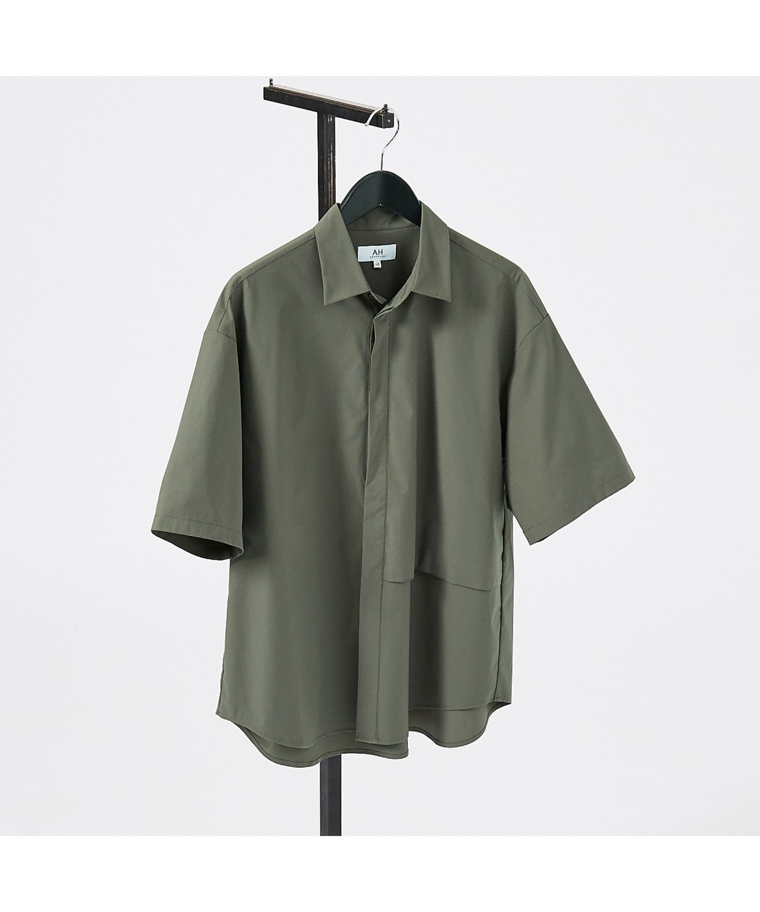【アバハウス/ABAHOUSE / MEN】の【AH ABAHOUSE / セットアップ対応】撥水 ストレッチ 半袖シャツ インテリア・キッズ・メンズ・レディースファッション・服の通販 founy(ファニー) 　ファッション　Fashion　メンズファッション　Men's Style Online　セットアップ　Setup/Men　ジャケット　Jacket　ストレッチ　Stretch　セットアップ　Set Up　トレンド　Trend　半袖　Short Sleeve　おすすめ　Recommend　エレガント 上品　Elegant　カーキ|ID: prp329100004599052 ipo3291000000032691761