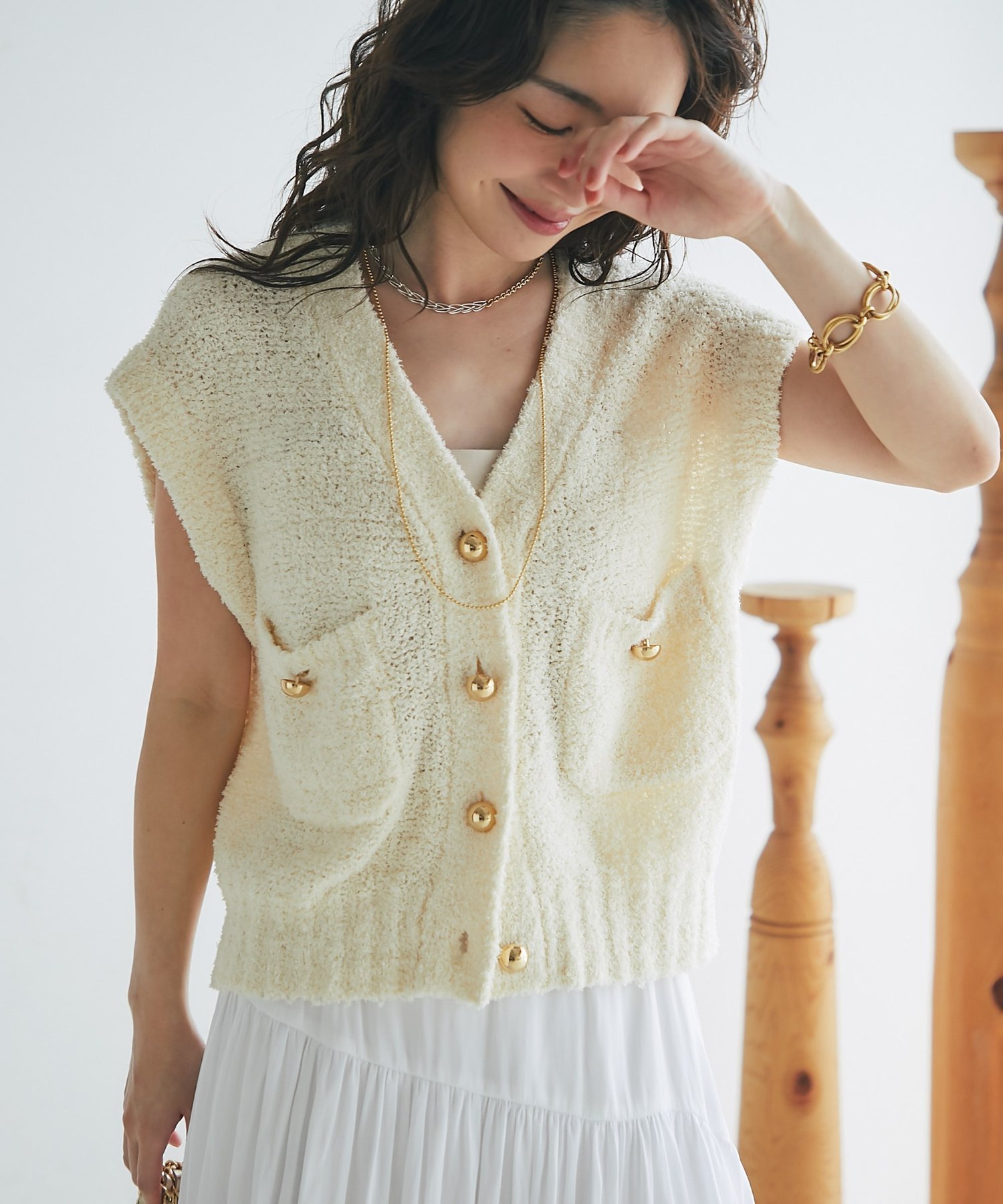 【ラブティックボンボン/La boutique BonBon】の【ON・OFF兼用】ペーパーニットベスト 人気、トレンドファッション・服の通販 founy(ファニー) 　ファッション　Fashion　レディースファッション　Ladies' Fashion Online　アウター　Coat Outerwear　トップス・カットソー　Tops/Tshirt　ニット　Knit Tops　ベスト/ジレ　Gilets/Vests　おすすめ　Recommend　カットソー　Cut And Sew　シンプル　Simple　タンク　Tank　デコルテ　Decolletage　ベスト　Vest　ペーパー　Paper　エレガント 上品　Elegant　長袖　Long Sleeve　 other-1|ID: prp329100004599069 ipo3291000000032691880