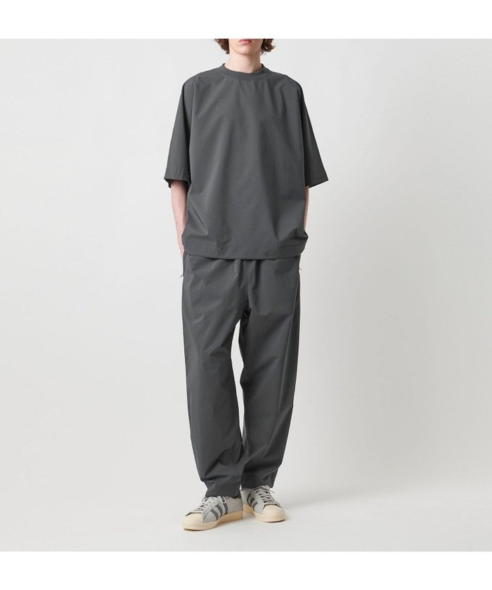 【ユナイテッドアローズ/UNITED ARROWS / MEN】のD.O UNITED ARROWS BY DAISUKE OBANA LT/DC TRACK PANTS/トラックパンツ インテリア・キッズ・メンズ・レディースファッション・服の通販 founy(ファニー) https://founy.com/ ファッション Fashion メンズファッション Fashion for Men ボトムス Bottoms エレガント 上品 Elegant コレクション Collection, Seasonal Line セットアップ Set-Up, Coordinated Outfit テーパード Tapered, Tapered Pants ドローコード Drawcord, Drawstring Cord 定番 Standard, Basic Item フィット Fit, Slim Fit フォルム Silhouette, Form ポケット Pocket, Pocket Detail リラックス Relax, Relaxed Fit 夏 Summer |ID: prp329100004599093 ipo3291000000032754904