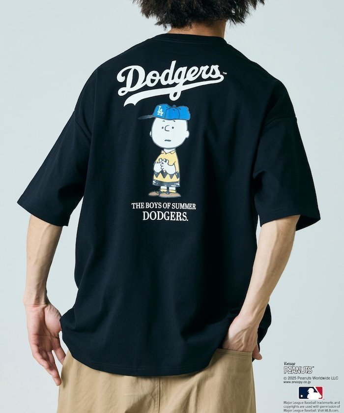 【その他のブランド/Other】のPEANUTS×MLB 別注 ビッグシルエット バックプリント Tシャツ / DODGERS 【限定展開】 25SS インテリア・キッズ・メンズ・レディースファッション・服の通販 founy(ファニー) 　ファッション　Fashion　メンズファッション　Men's Style Online　2025年　2025　2025春夏・S/S　Ss,Spring/Summer,2025　おすすめ　Recommend　キャップ　Cap　グラフィック　Graphic　コラボ　Collaboration　シンプル　Simple　デニム　Denim　ビッグ　Big　フロント　Front　プリント　Print　ボトム　Bottom　ワンポイント　One Point　人気　Popularity　別注　Special Order　夏　Summer　定番　Standard　S/S・春夏　Ss・Spring/Summer　ブラック|ID: prp329100004599118 ipo3291000000032692230