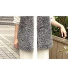 【アバハウスマヴィ/abahouse mavie】のフェイクファーベスト 人気、トレンドファッション・服の通販 founy(ファニー) ファッション Fashion レディースファッション Ladies' Fashion Online アウター Coat Outerwear トップス・カットソー Tops/Tshirt ベスト/ジレ Gilets/Vests バランス Balance フェイクファー Faux Fur フロント Front ベスト Vest ポケット Pocket リアル Real 秋 Autumn/Fall thumbnail グレー系その他1|ID: prp329100004599136 ipo3291000000032692379