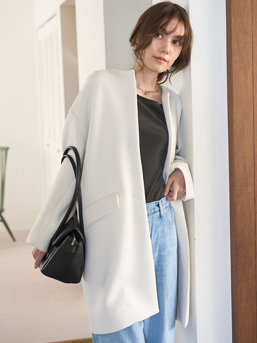 【ミラオーウェン/Mila Owen】のノーカラーフラップポケット付きポンチコート 人気、トレンドファッション・服の通販 founy(ファニー) 　ファッション　Fashion　レディースファッション　Ladies' Fashion Online　アウター　Coat Outerwear　コート　Coats　シンプル　Simple　ジャージー　Jersey　スタイリッシュ　Stylish　ストレッチ　Stretch　トレンド　Trend　ハーフ　Half　フォルム　Form　フロント　Front　エレガント 上品　Elegant　今季　This Season　春　Spring　 other-1|ID: prp329100004599217 ipo3291000000032693247