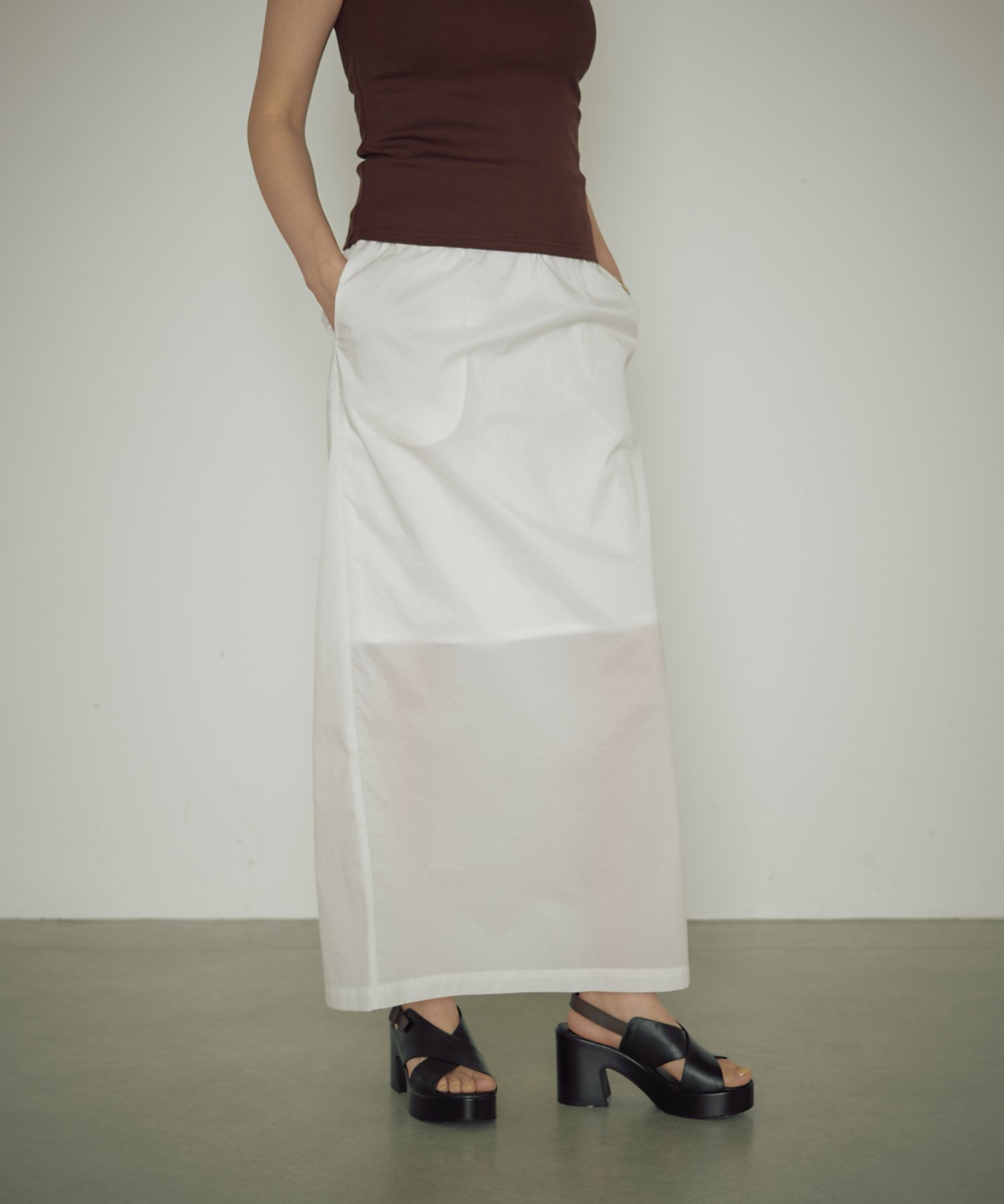 【パルグループ/PAL GROUP】の【earthy_】シアーナイロンタイトスカート 人気、トレンドファッション・服の通販 founy(ファニー) 　ファッション　Fashion　レディースファッション　Fashion for Women　スカート　Skirts　おすすめ　Recommended / Our Picks　カットソー　Cut and Sewn Top　シアー　Sheer, See-Through　シンプル　Simple, Minimal　スリット　Slit, Slit Detail　トレンド　Trend, Trending Now　ペチコート　Petticoat, Underskirt　 other-1|ID: prp329100004599646 ipo3291000000032697434