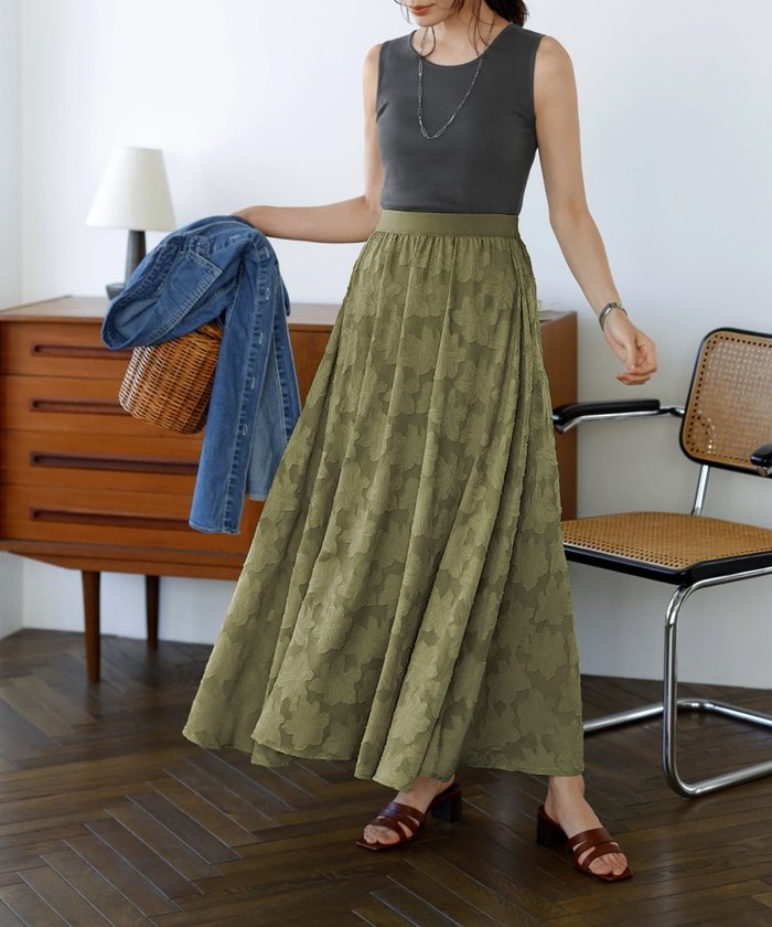 【スタイルデリ/STYLE DELI】のシフォンジャガードフラワースカート インテリア・キッズ・メンズ・レディースファッション・服の通販 founy(ファニー) https://founy.com/ ファッション Fashion レディースファッション Fashion for Women スカート Skirts 春 Spring 秋 Autumn 軽量 Lightweight, Ultra Light シアー Sheer, See-Through シフォン Chiffon, Lightweight Fabric ジャケット Jacket, Outerwear スタイリッシュ Stylish, Fashionable スリット Slit, Slit Detail ドレス Dress, One-Piece ドレープ Drape, Draping Fabric バランス Balance, Style Balance フレア Flare, Flared ブルゾン Blouson, Bomber Jacket ポケット Pocket, Pocket Detail マキシ Maxi, Full Length ループ Loop, Loop Knit A/W・秋冬 Autumn/Winter S/S・春夏 SS, Spring/Summer, Warm Season 夏 Summer |ID: prp329100004599662 ipo3291000000032697520