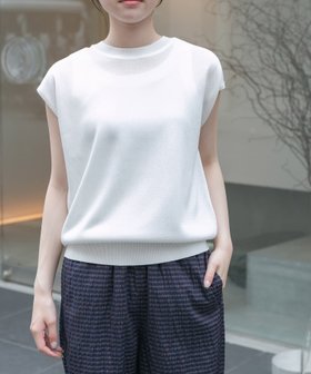 【アーバンリサーチ ドアーズ/URBAN RESEARCH DOORS】のFORK SPOON LEVITAノースリーブニットプルオーバー 人気、トレンドファッション・服の通販 founy(ファニー) ファッション Fashion レディースファッション Fashion for Women トップス・カットソー Cut & Sew Tops ニット Knit Tops & Sweaters キャミソール&ノースリーブ Camisoles & Sleeveless Tops カジュアルプルオーバー・ニットトップス Pullovers & Knit Tops / Casual Pullovers スリーブ Sleeve, Long Sleeve / Short Sleeve デニム Denim, Jeans Material ノースリーブ Sleeveless, No-Sleeve バランス Balance, Style Balance フレア Flare, Flared ベーシック Basic, Essential ワイド Wide, Wide Fit S/S・春夏 SS, Spring/Summer, Warm Season 夏 Summer エレガント 上品 Elegant 2025年 2025 2025春夏・S/S Spring/Summer 2025 SS25 |ID:prp329100004599691