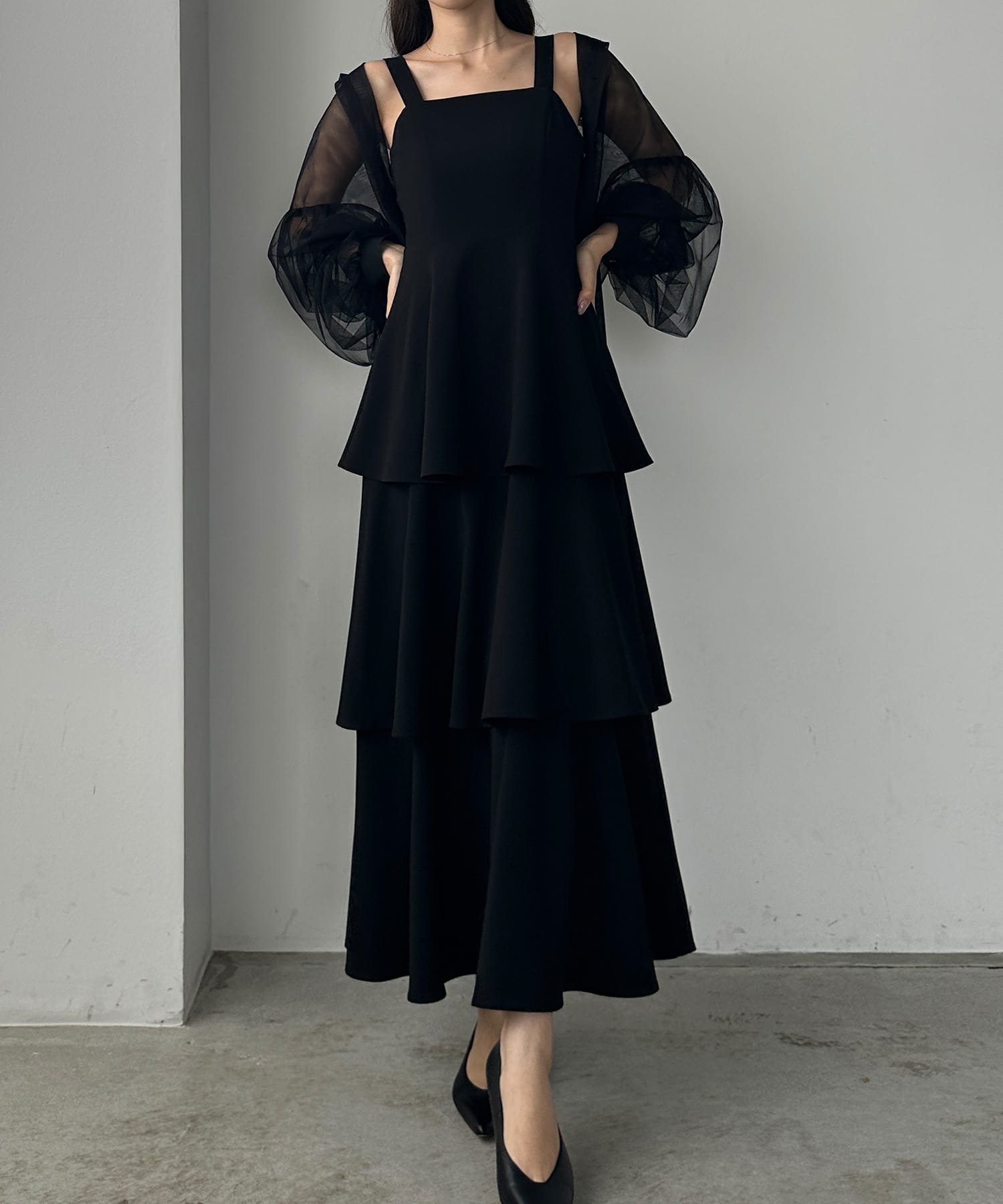 【ジュノア/JUNOAH】のLouere ジョーゼット生地フリルティアードキャミワンピース インテリア・キッズ・メンズ・レディースファッション・服の通販 founy(ファニー) 　ファッション　Fashion　レディースファッション　Ladies' Fashion Online　ワンピース　Dress　キャミワンピース　No Sleeve Dresses　ジョーゼット　Georgette　ペチコート　Petticoat　ブラック|ID: prp329100004599694 ipo3291000000032697711