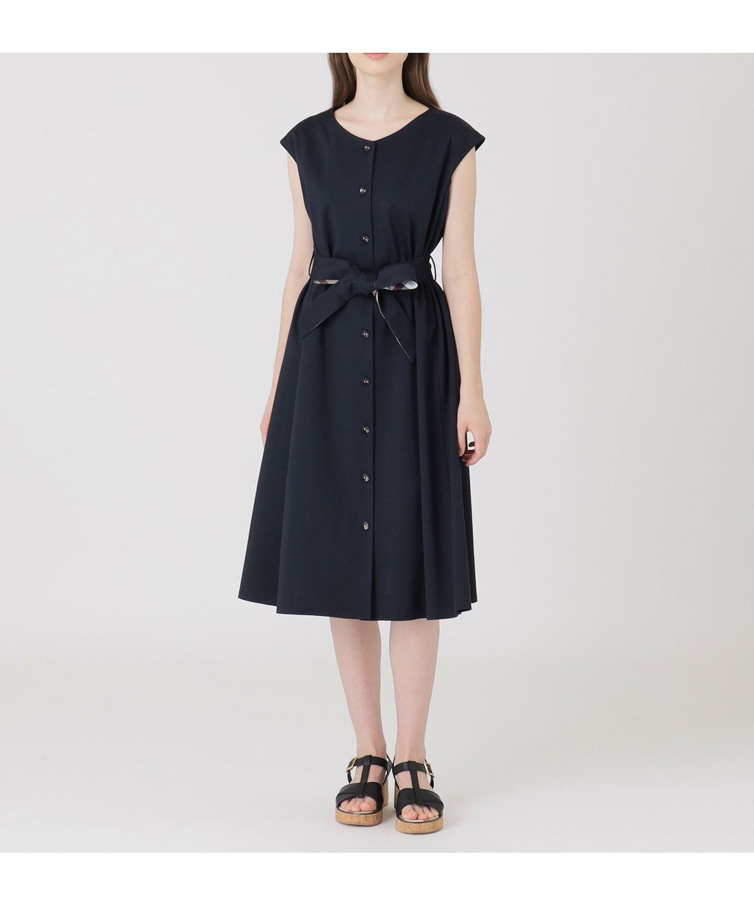 【ブルーレーベル クレストブリッジ/BLUE LABEL CRESTBRIDGE】の【一部店舗限定】ハイゲージポンチドレス インテリア・キッズ・メンズ・レディースファッション・服の通販 founy(ファニー) 　ファッション　Fashion　レディースファッション　Fashion for Women　ワンピース　Dresses　フォーマル・パーティードレス・結婚式用ドレス　Elegant & Casual Dresses　ドレス　Dress, One-Piece　リバーシブル　Reversible, Two-Sided　リボン　Ribbon, Bow　ロング　Long, Long-Length　無地　Plain, Solid Color　ネイビー|ID: prp329100004599715 ipo3291000000033017778